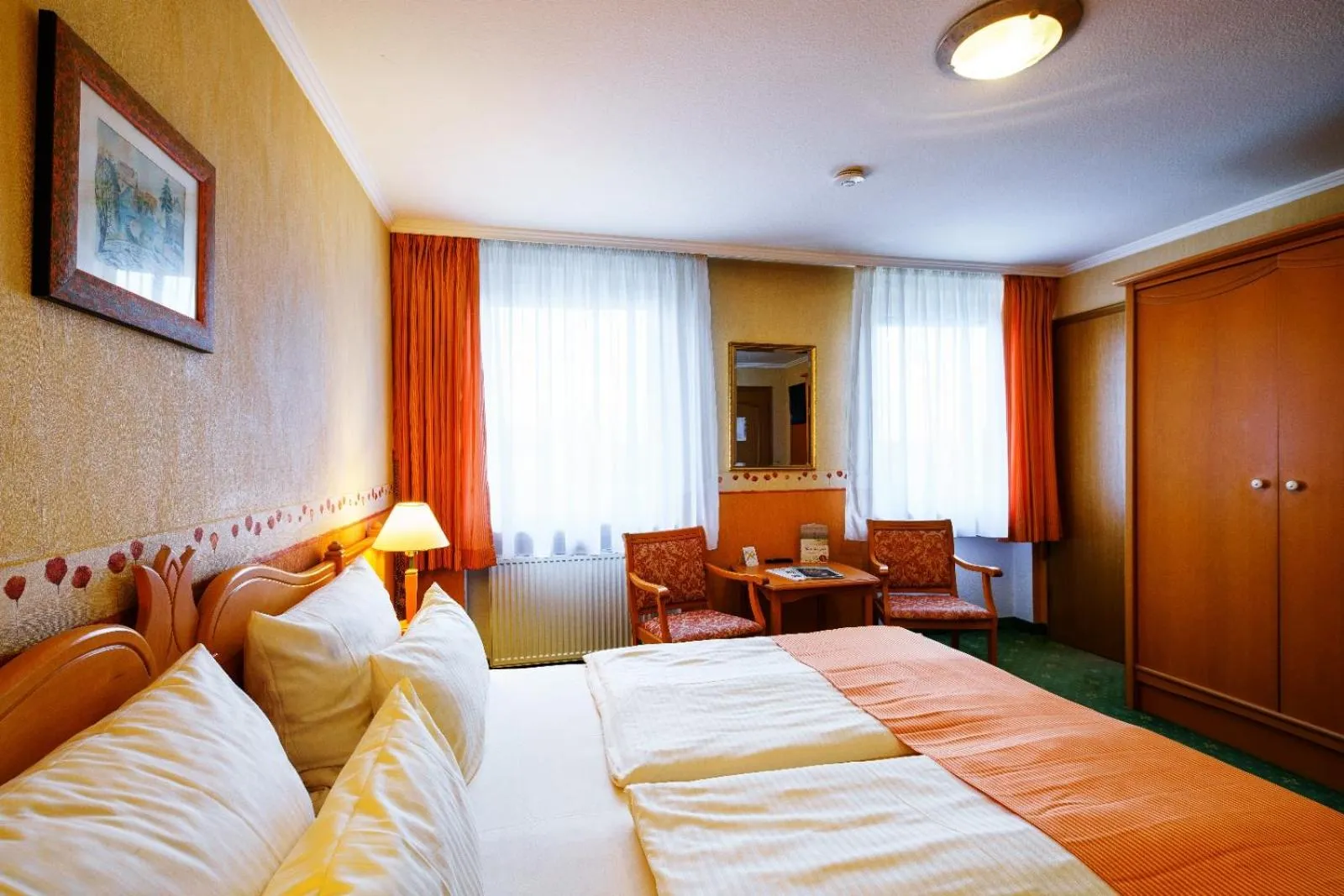 Bedroom, Bed in Hotel Rüdesheimer Hof