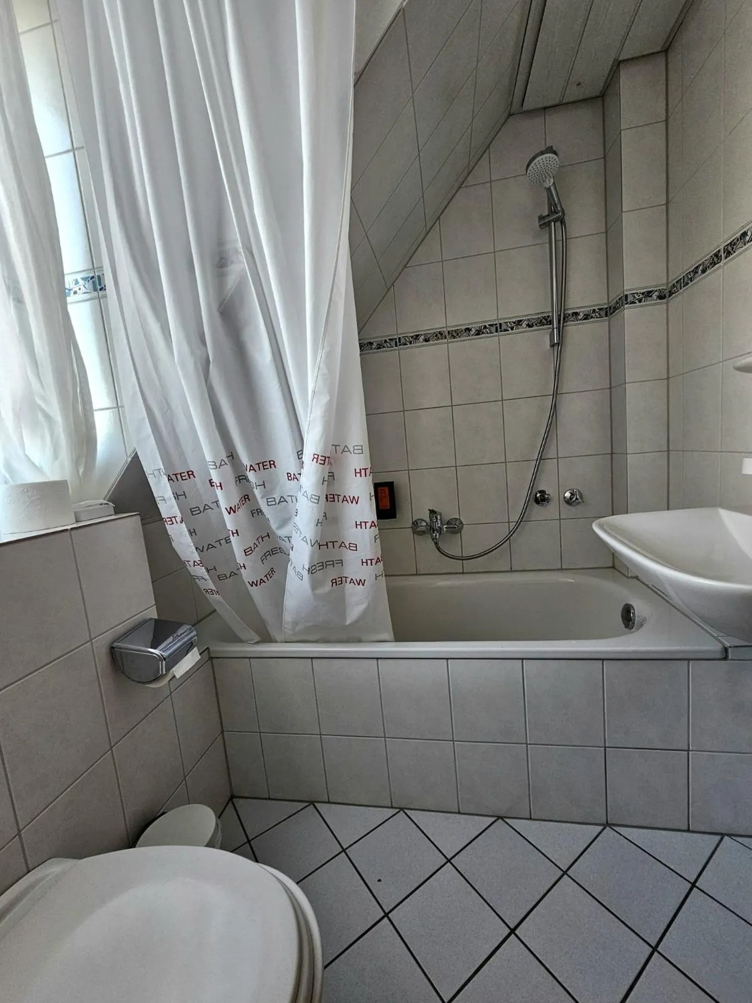 Bathroom in Hotel Rüdesheimer Hof