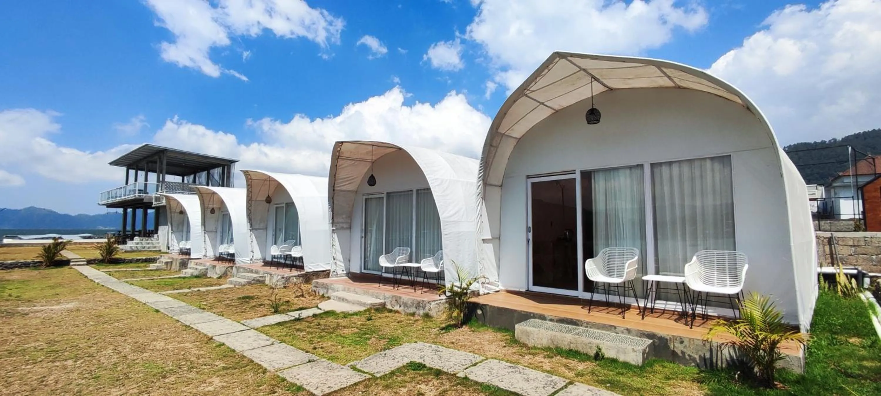 Property building in Villa Kedisan Lakeview