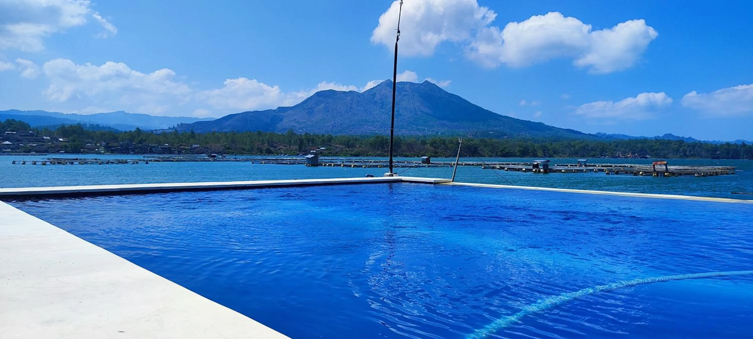 Natural landscape in Villa Kedisan Lakeview