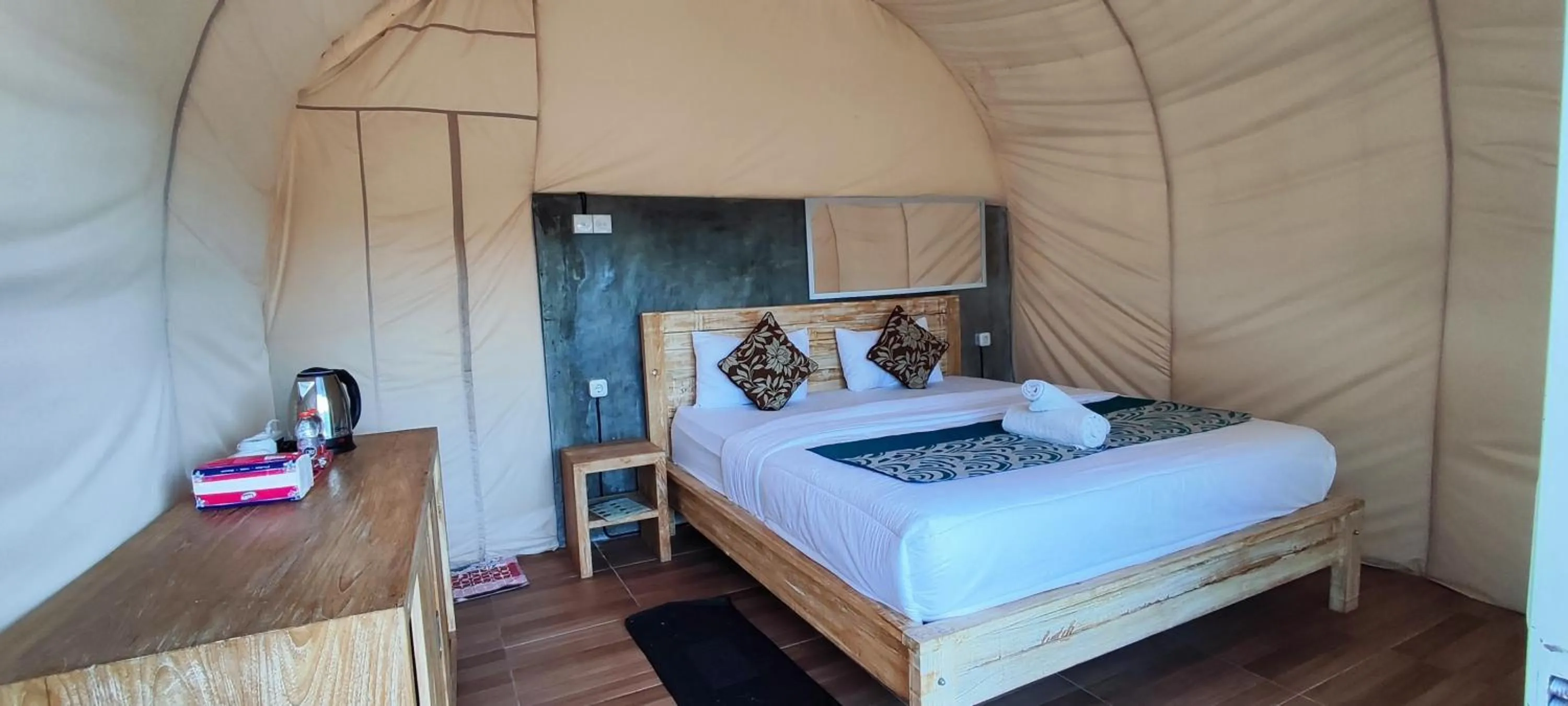 Bed in Villa Kedisan Lakeview