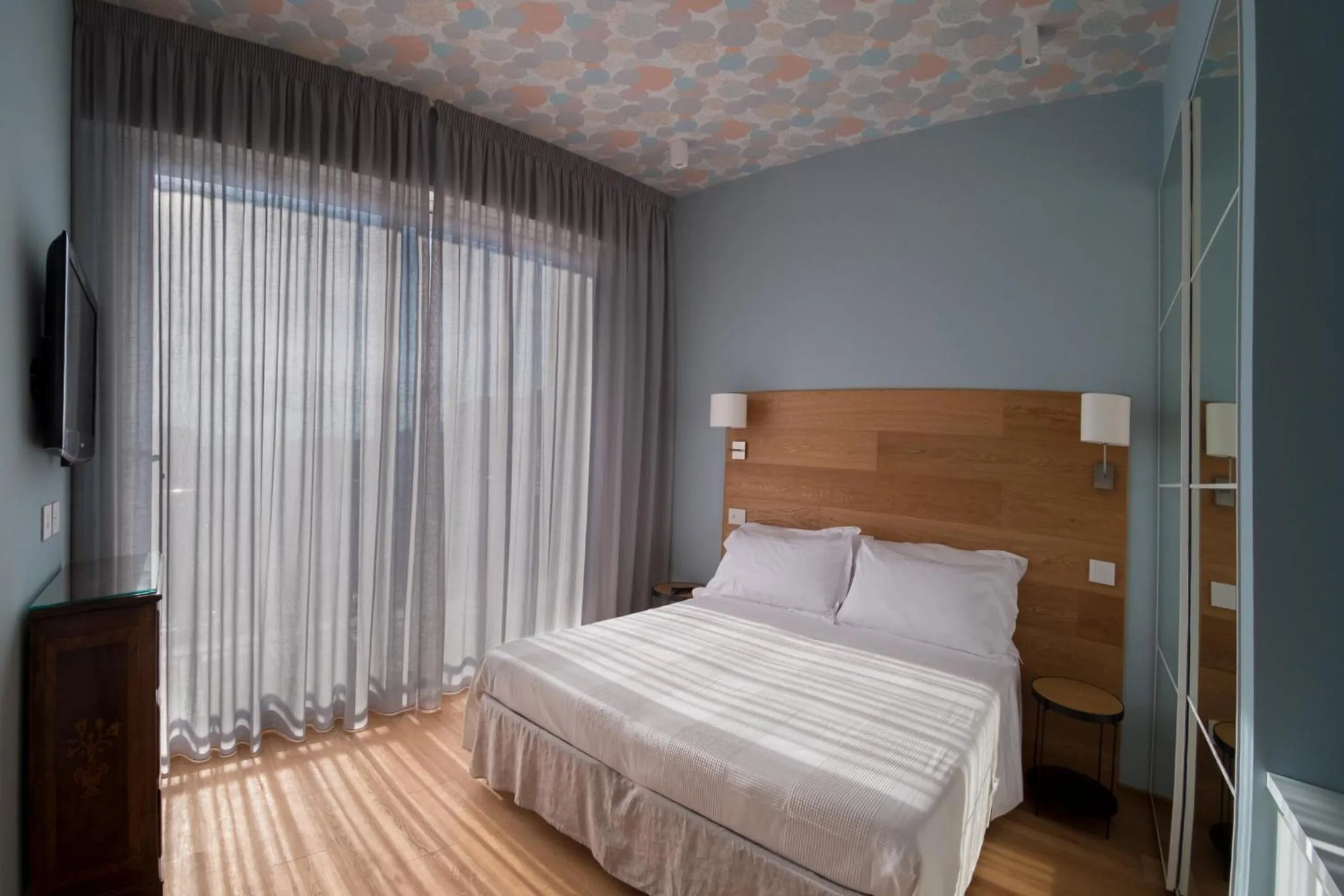 Bedroom, Bed in Gaya resort