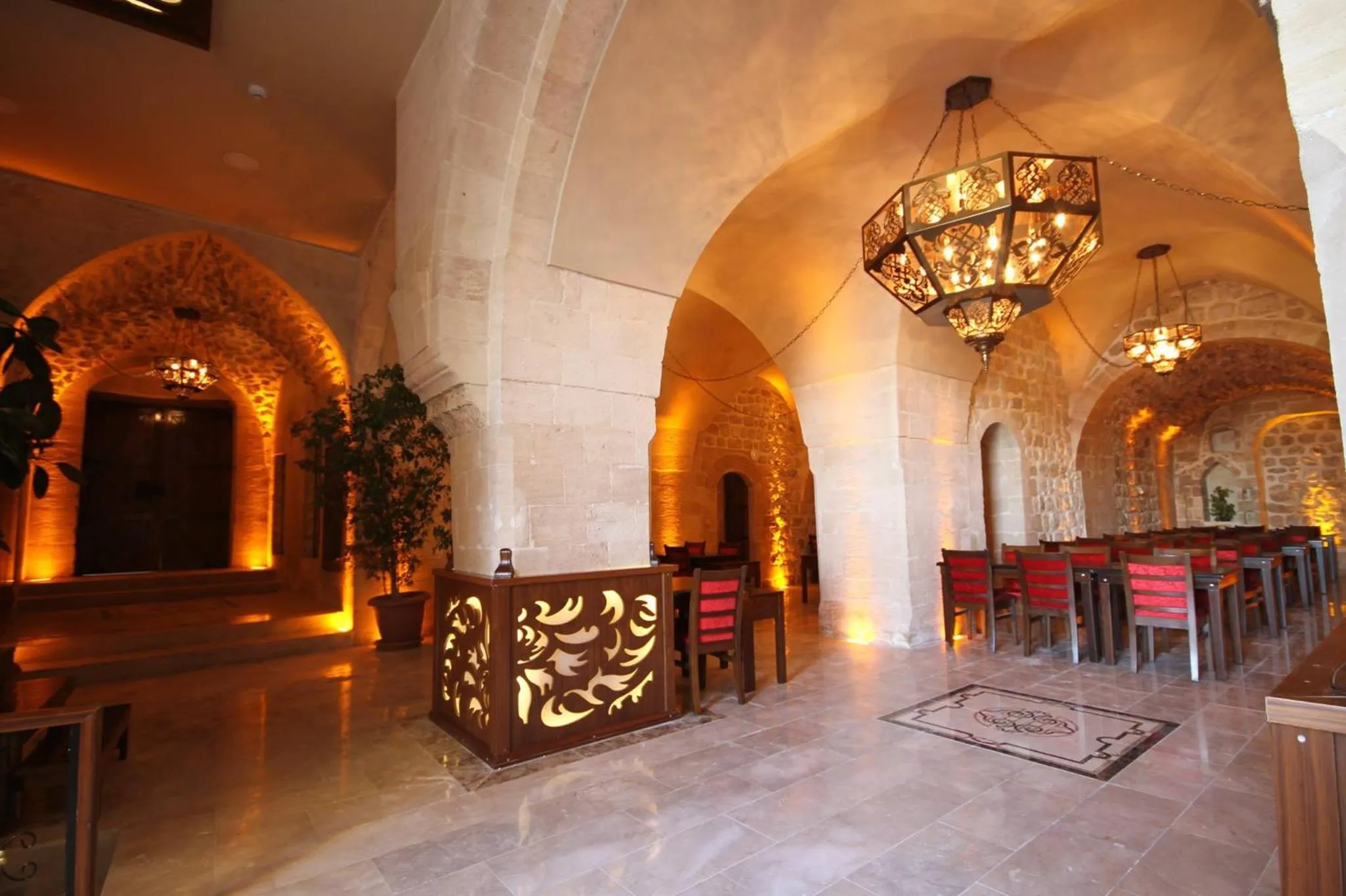 Restaurant/places to eat in Tuğhan Hotel