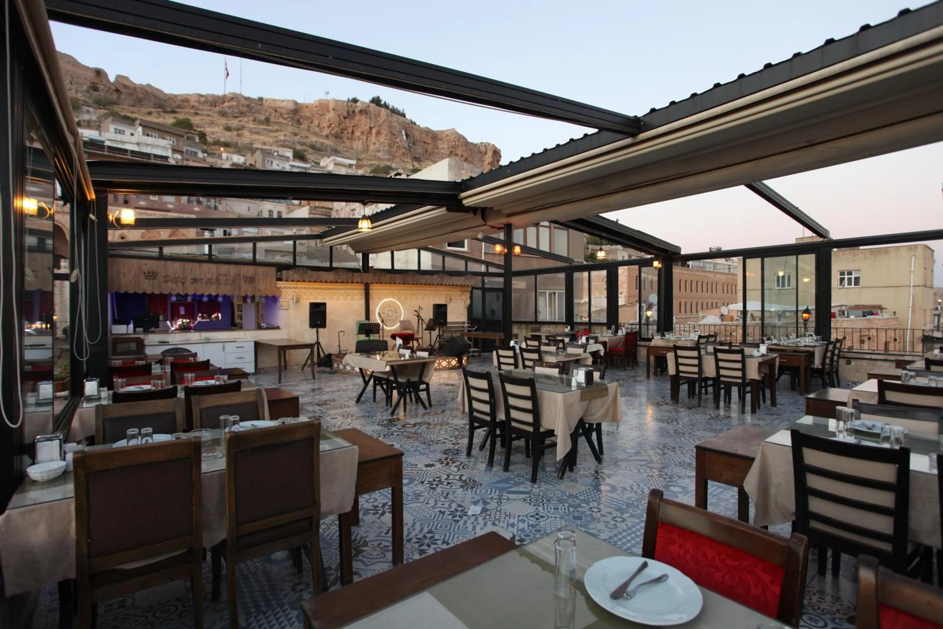 Restaurant/places to eat in Tuğhan Hotel