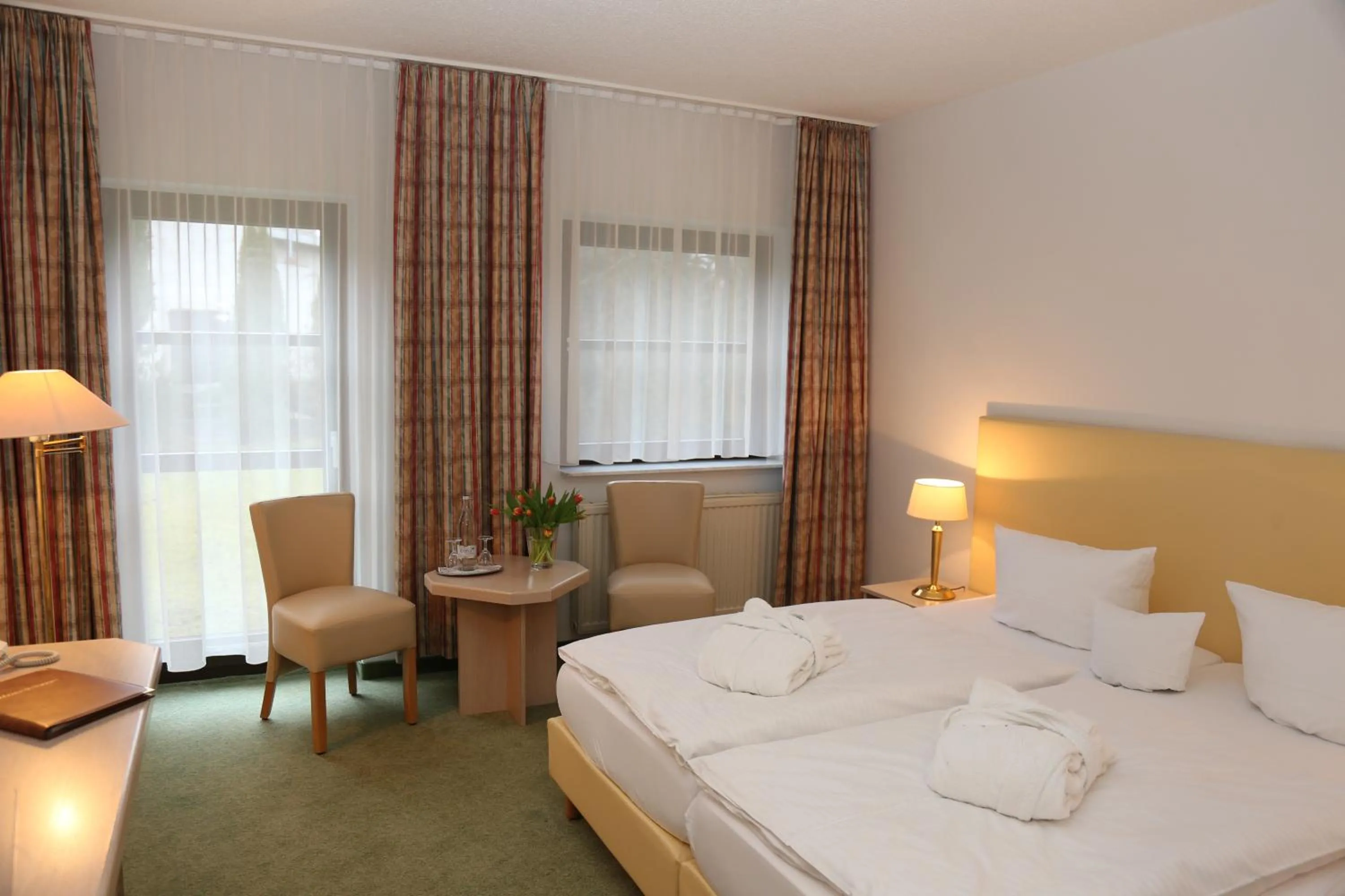 Photo of the whole room, Bed in Lindenhotel Stralsund