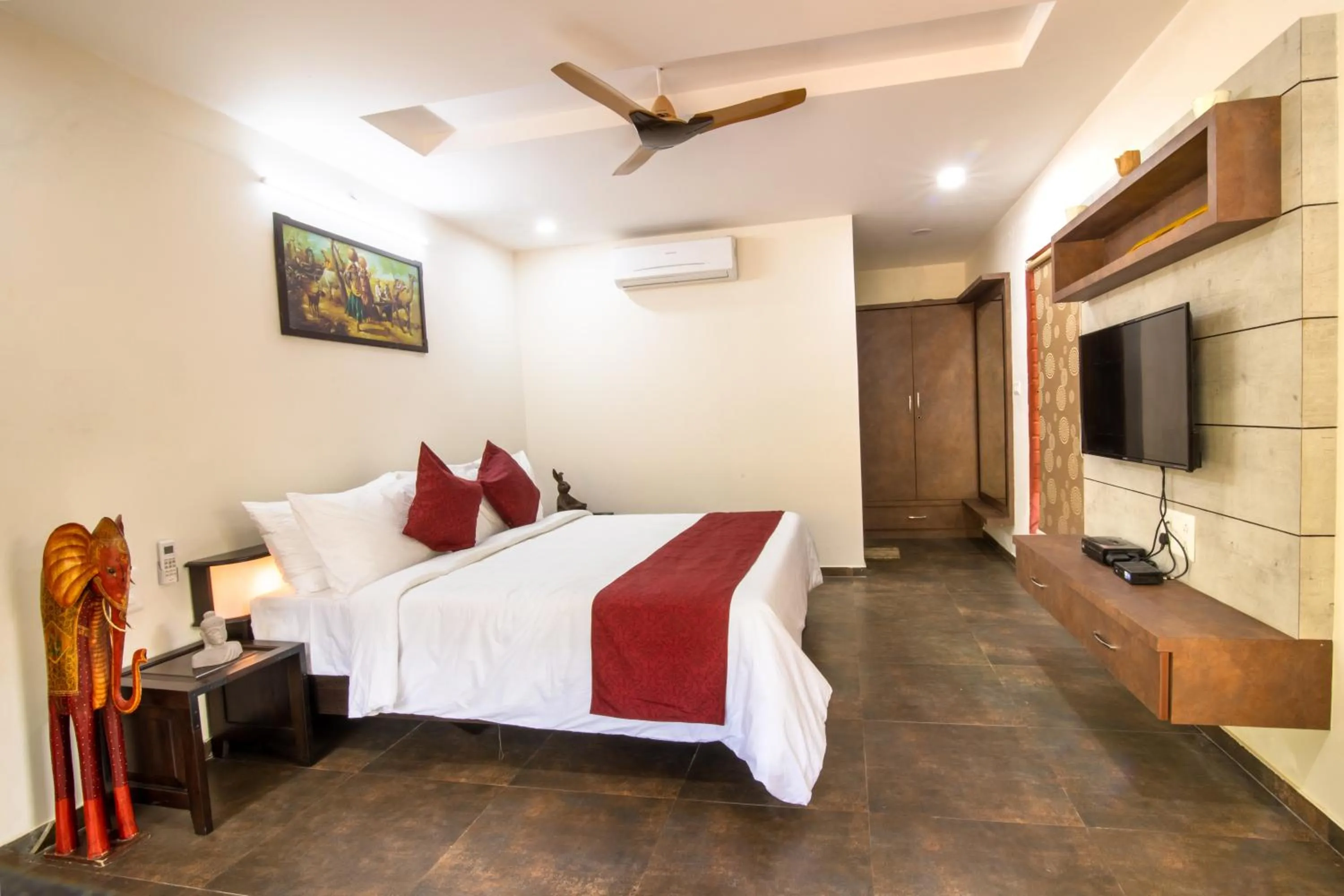 Bed in Brown Town Resort & Spa