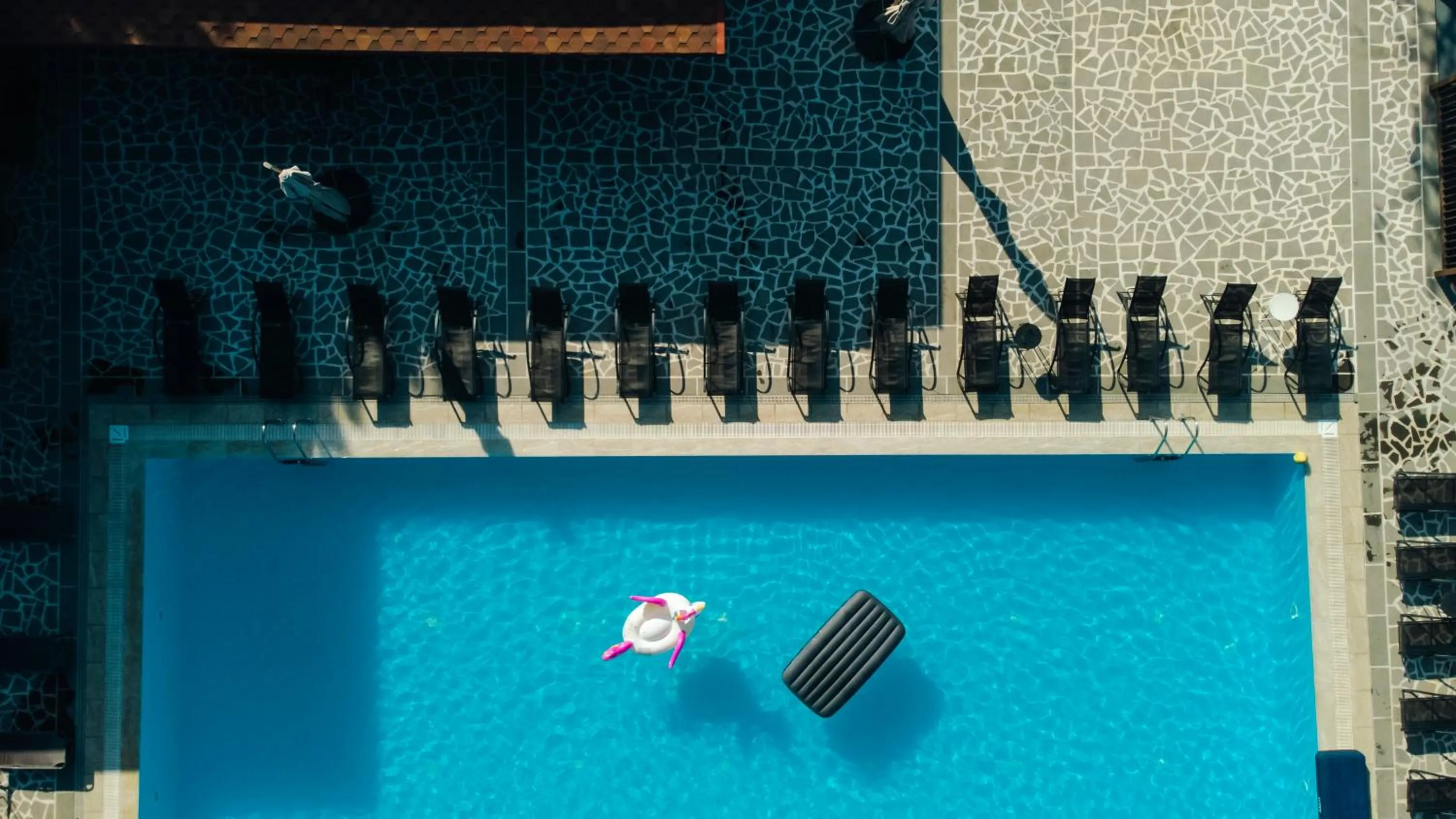 Pool view in Zuzumbo Resort & Spa
