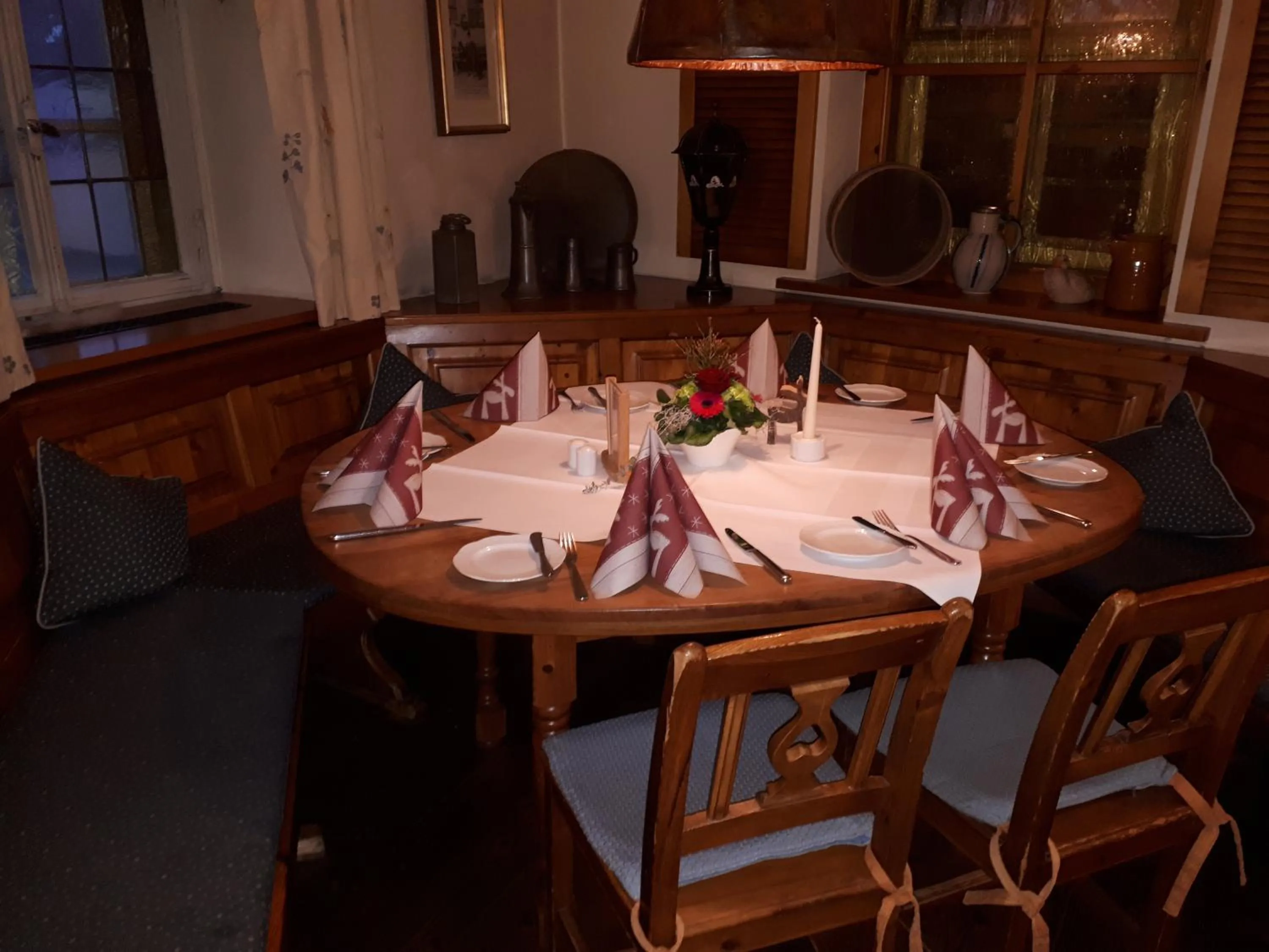 Restaurant/places to eat in Brauereigasthof Dachsenfranz