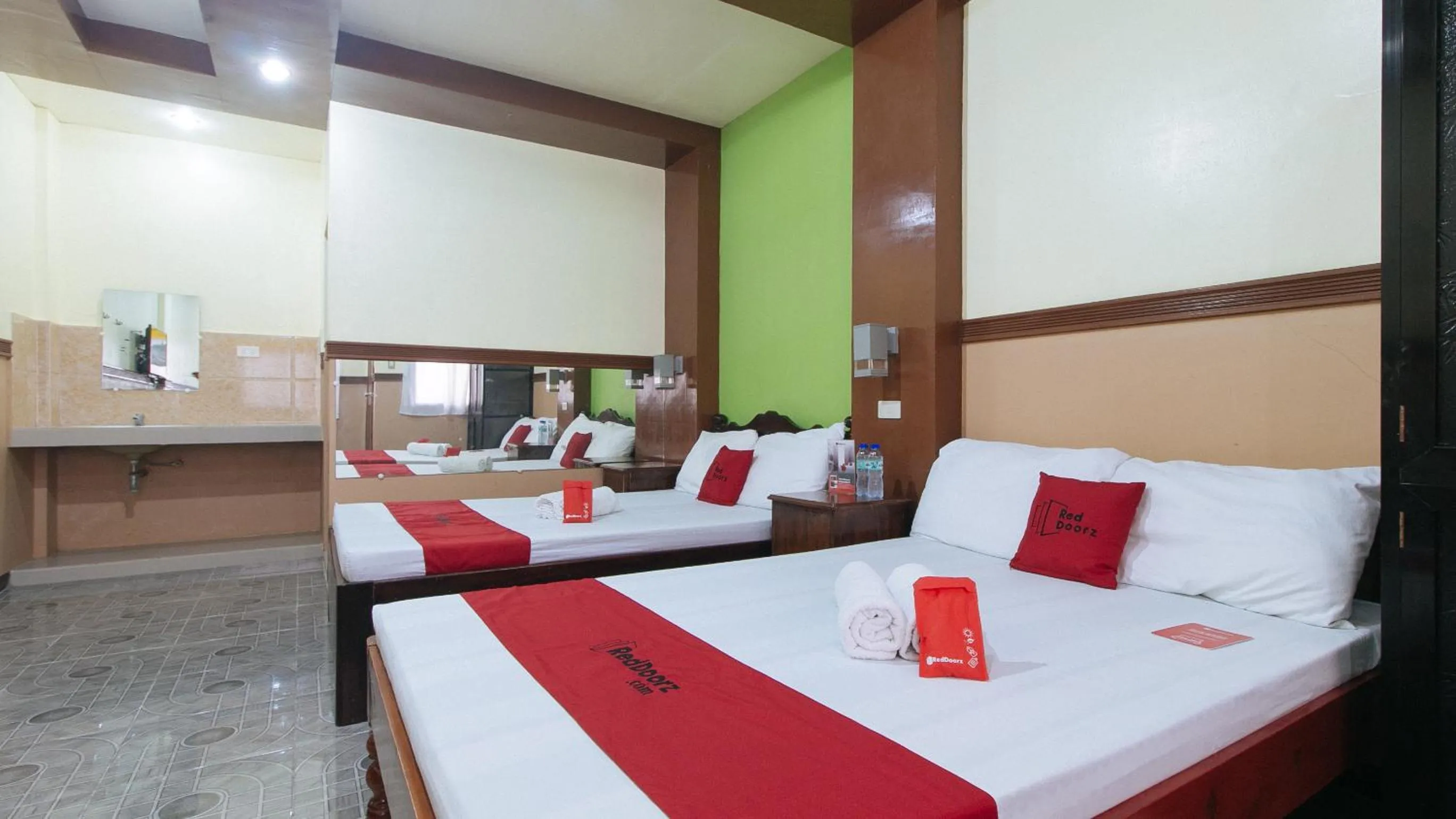 Photo of the whole room, Bed in RedDoorz Plus near Municipality of Luisiana Laguna