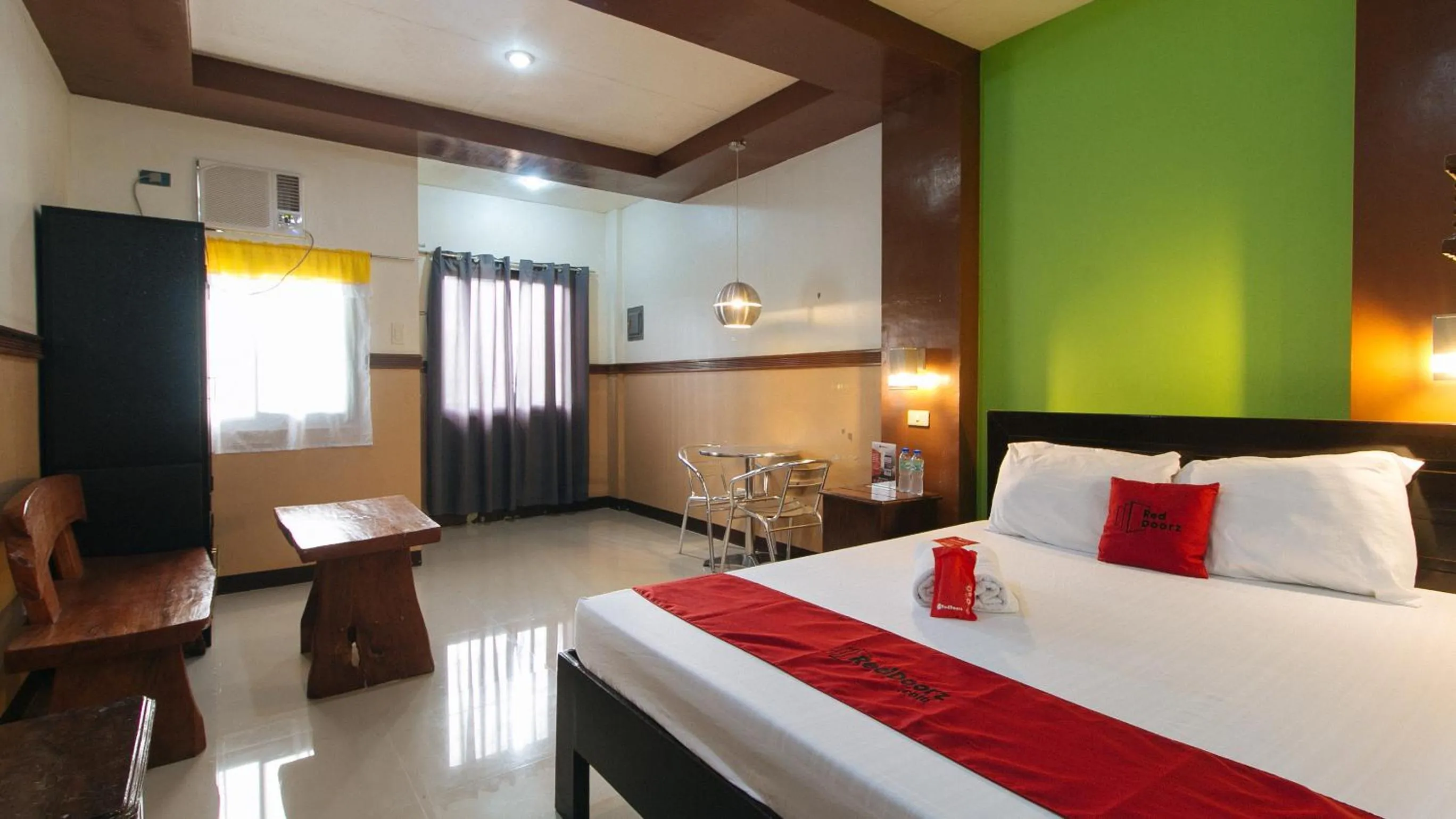 Bed in RedDoorz Plus near Municipality of Luisiana Laguna