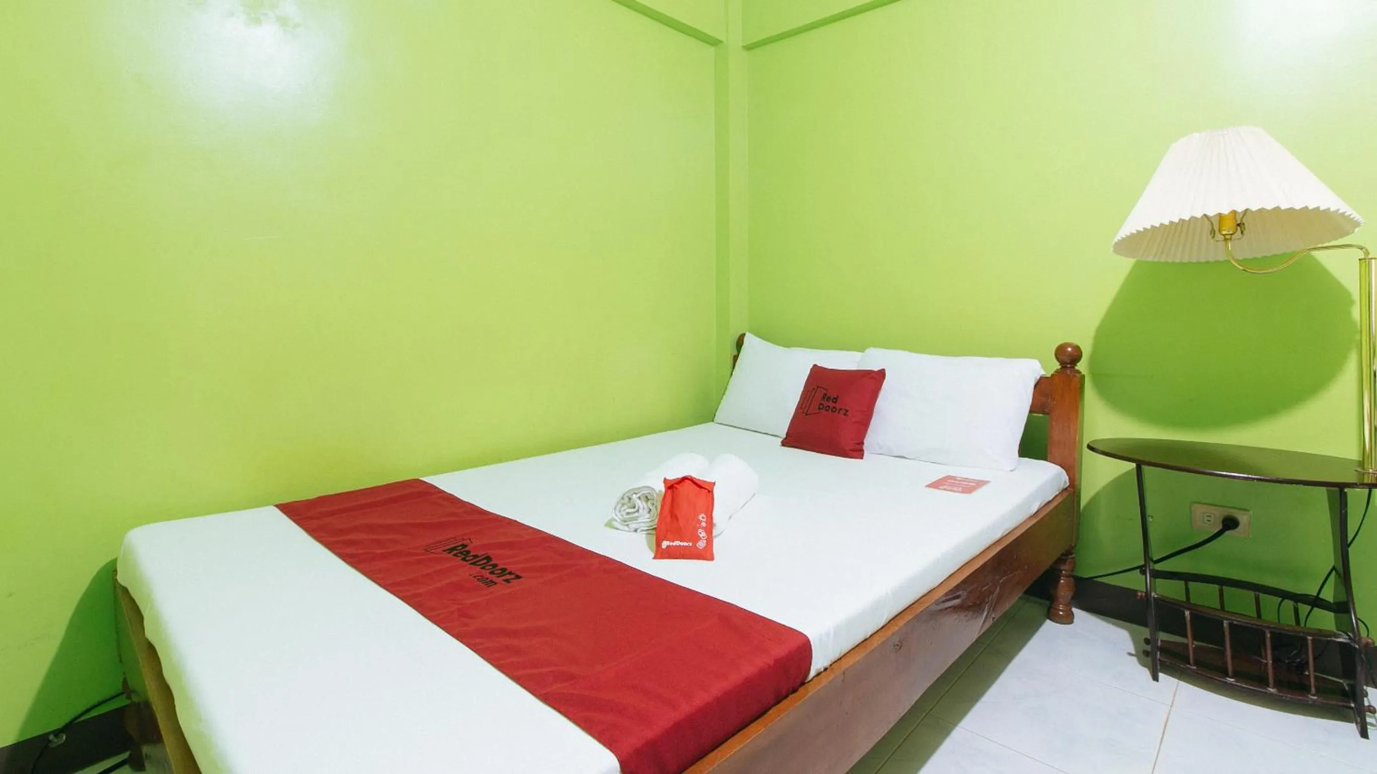 Bed in RedDoorz Plus near Municipality of Luisiana Laguna