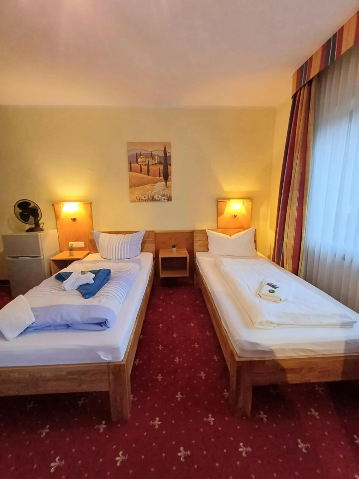 Bedroom in Günstige Zimmer im Spessart