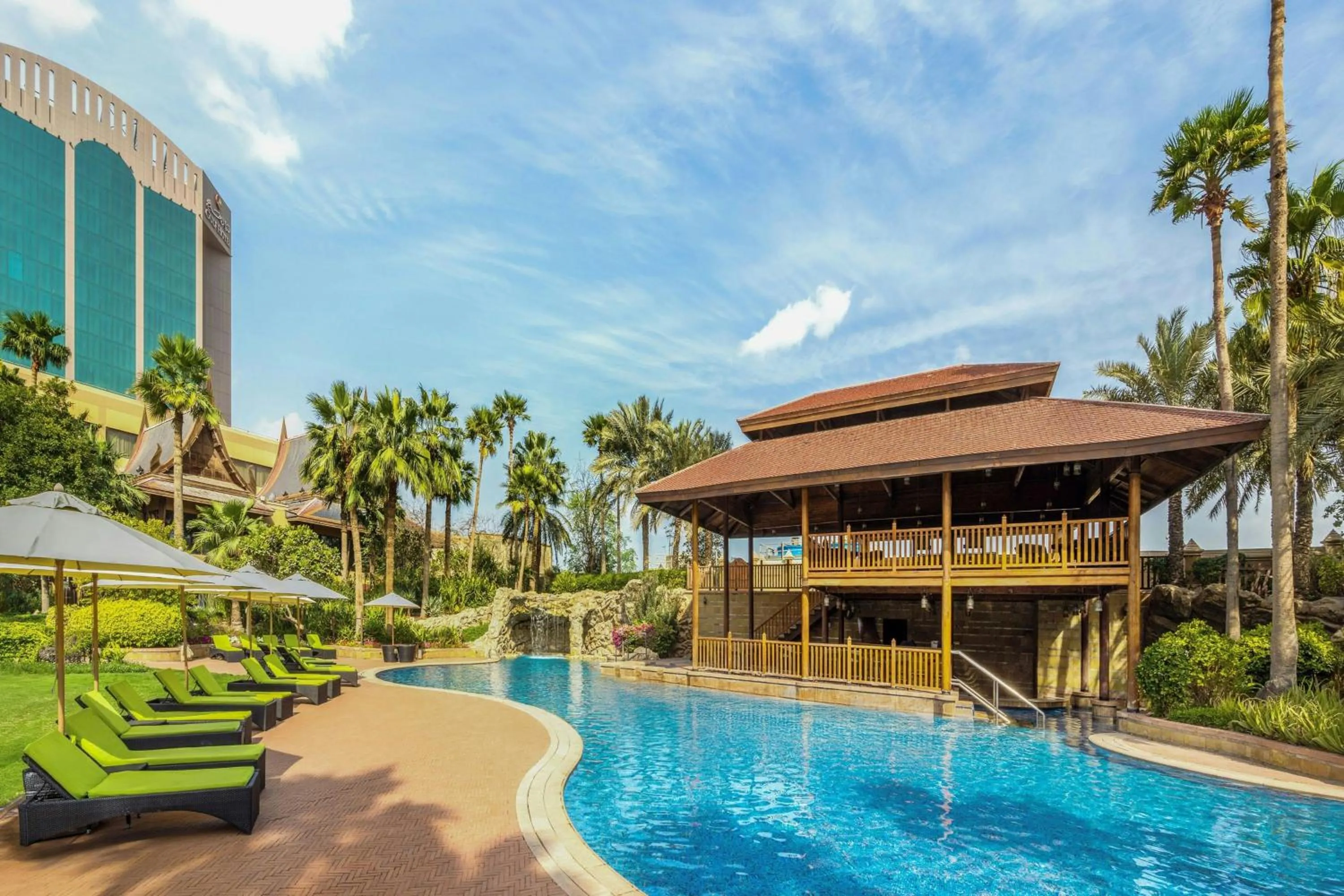 Swimming pool in Gulf Hotel Bahrain Convention and SPA