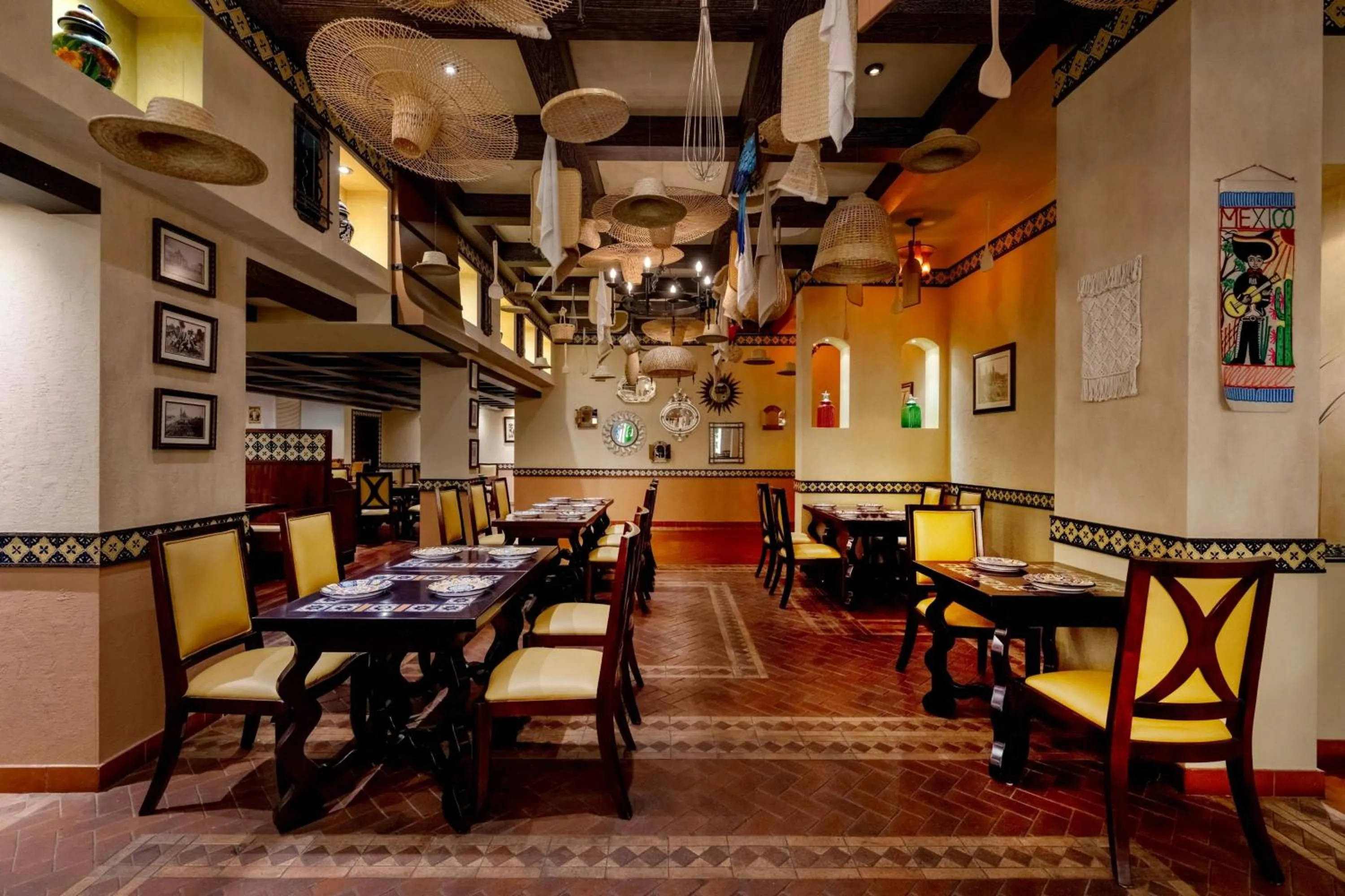 Restaurant/places to eat in Gulf Hotel Bahrain Convention and SPA