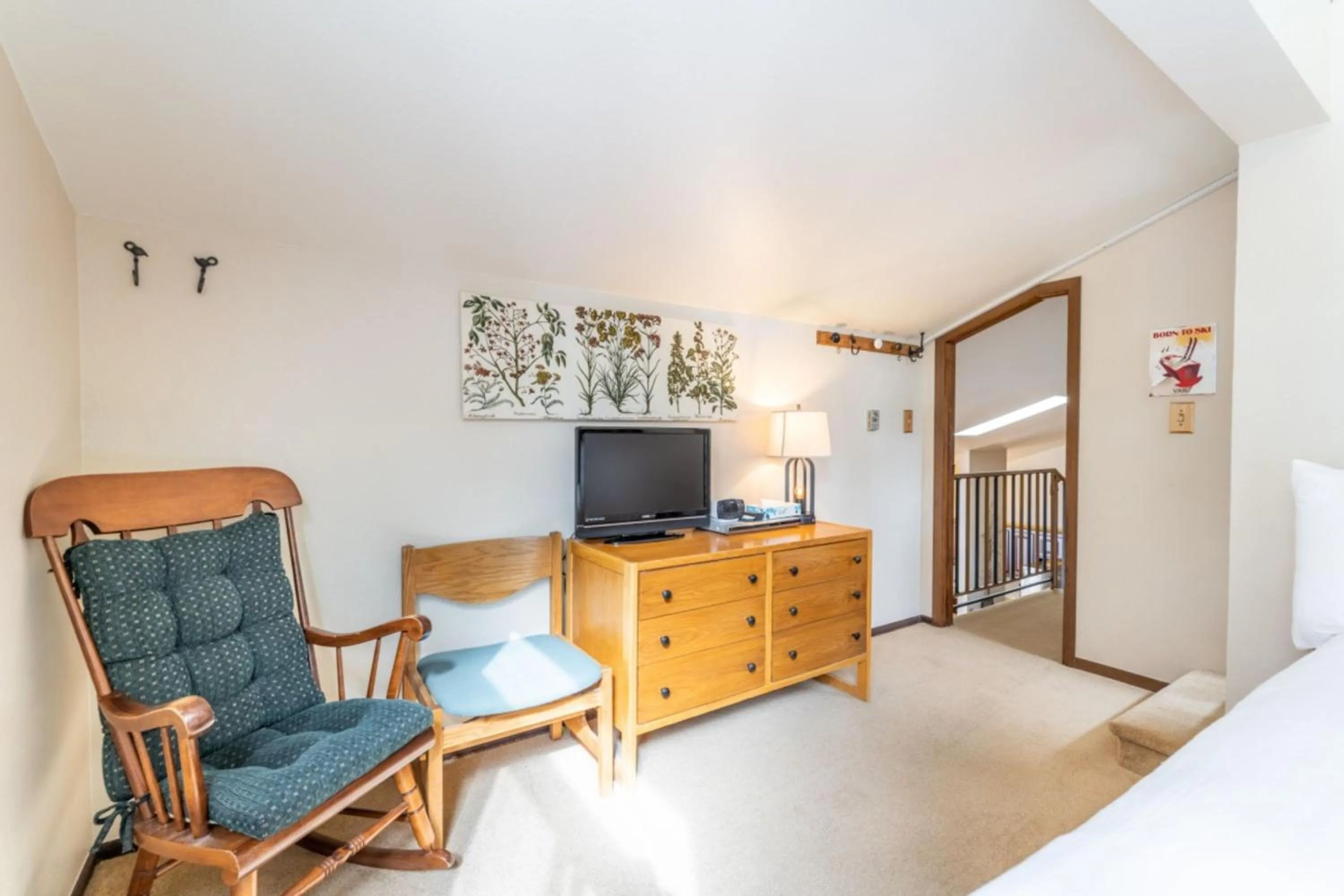 Bedroom in Flying Dutchman by Summit County Mountain Retreats
