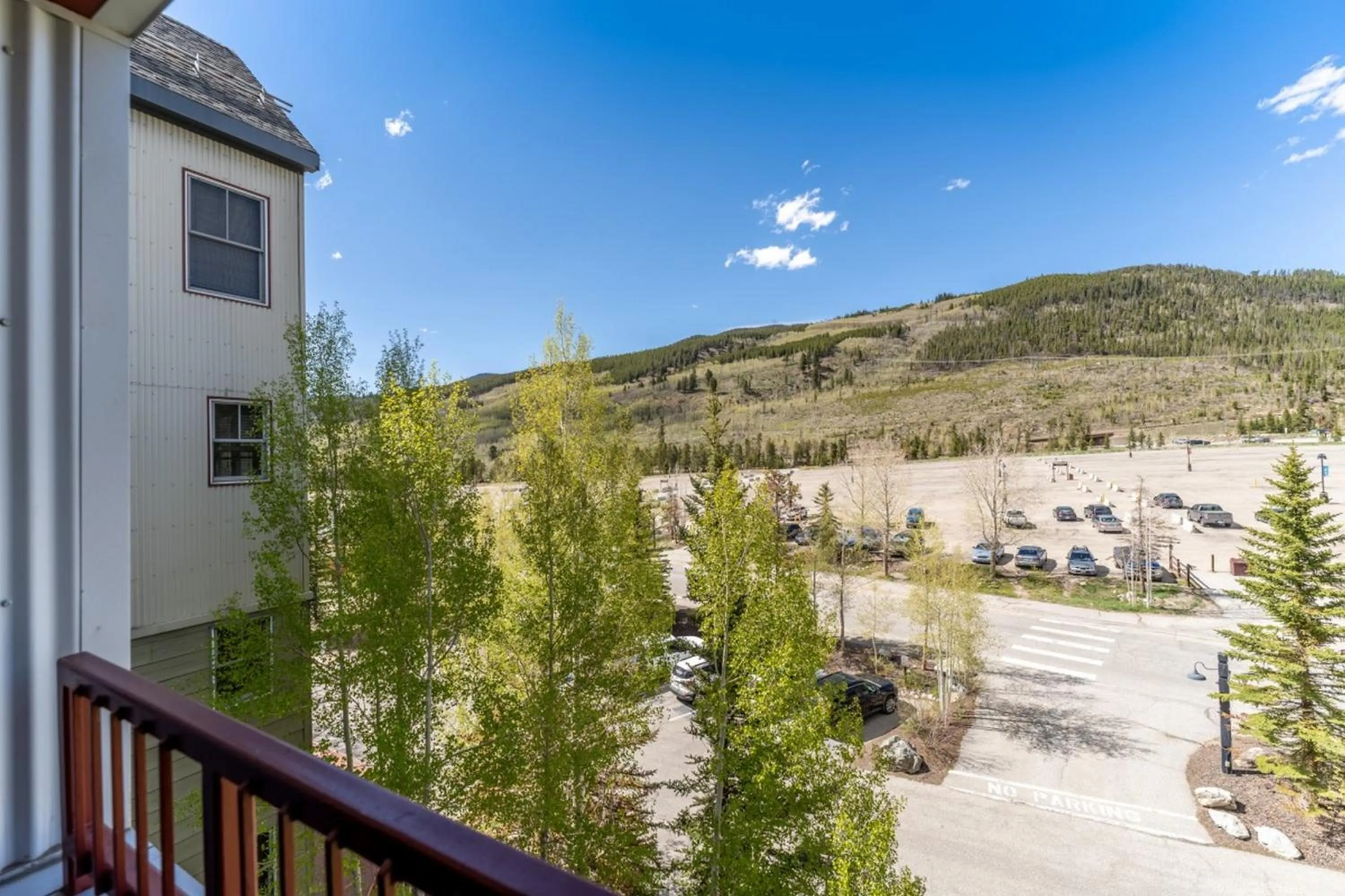 Mountain view in Silver Mill by Summit County Mountain Retreats