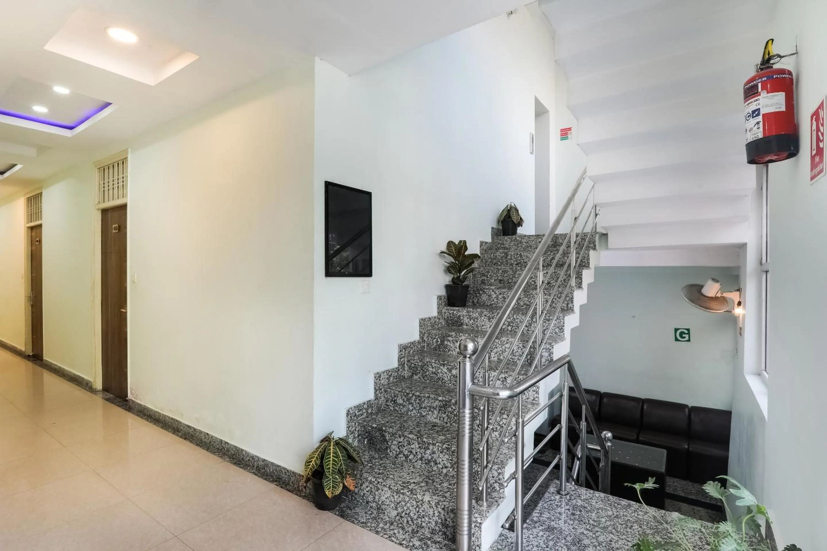 Lobby or reception in Super OYO Hotel O Kiara Inn