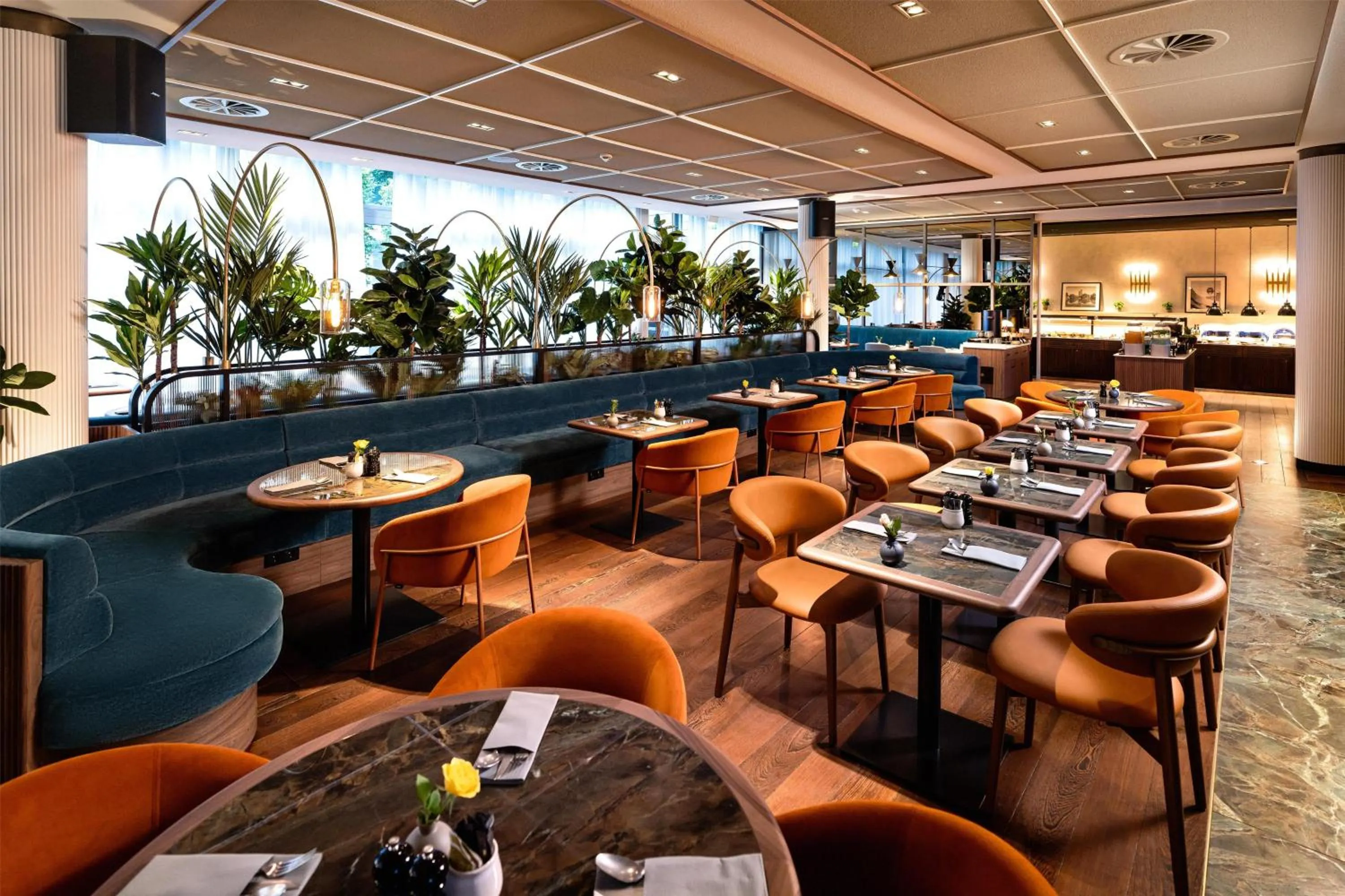 Breakfast in Radisson Blu Media Harbour Hotel, Düsseldorf