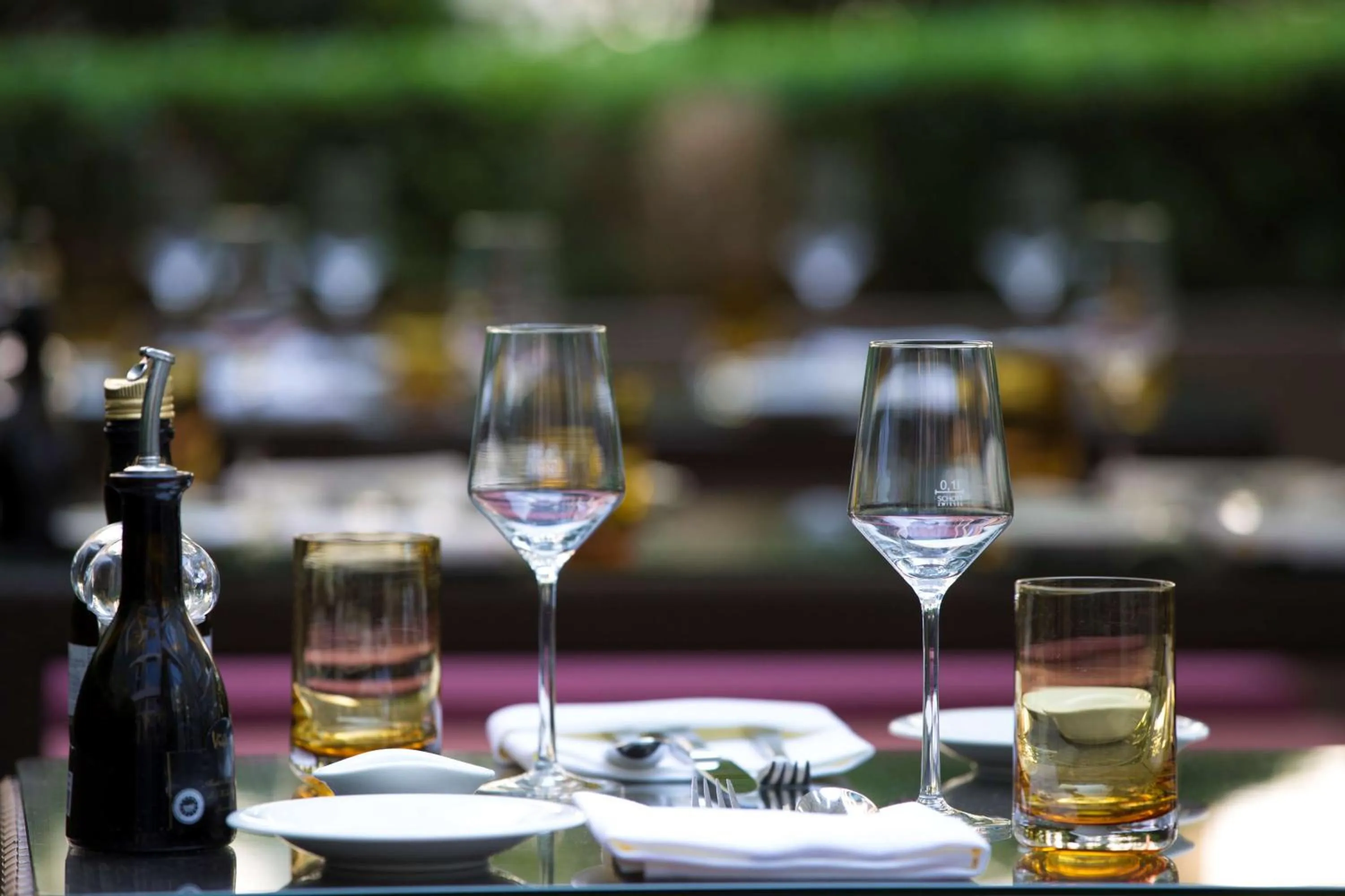 Restaurant/places to eat in Radisson Blu Media Harbour Hotel, Düsseldorf