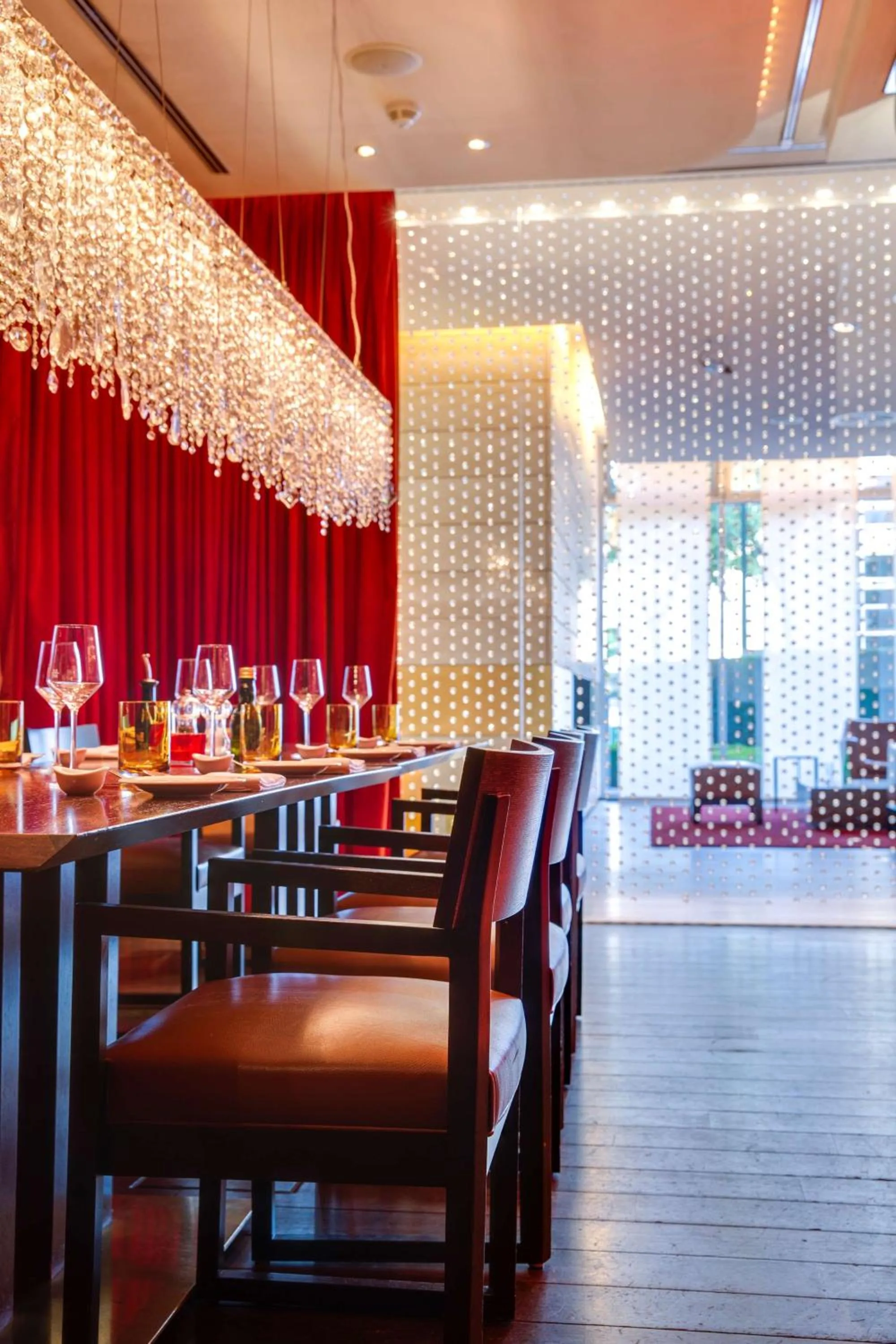 Restaurant/places to eat in Radisson Blu Media Harbour Hotel, Düsseldorf