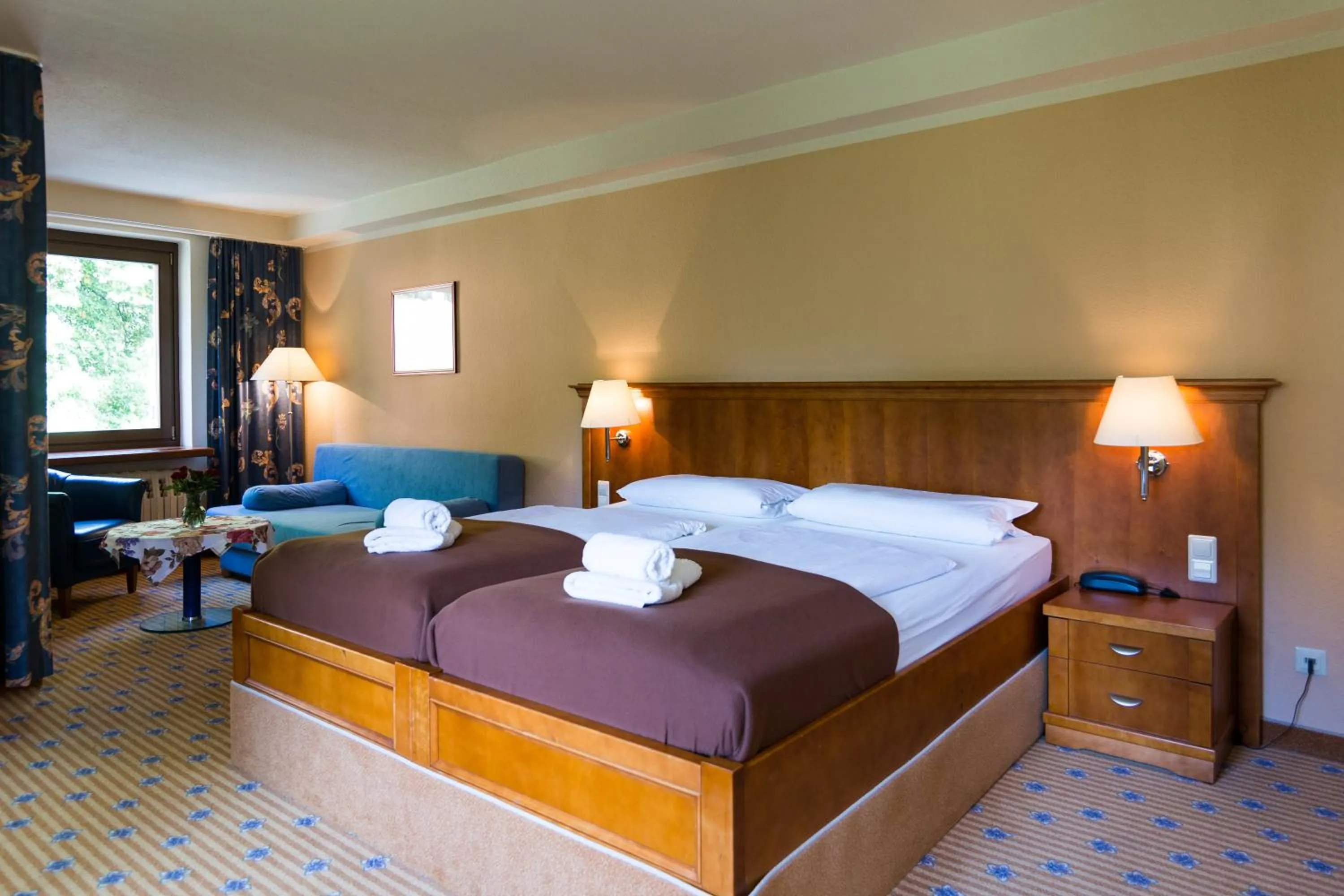 Bed in Hotel Oybiner Hof