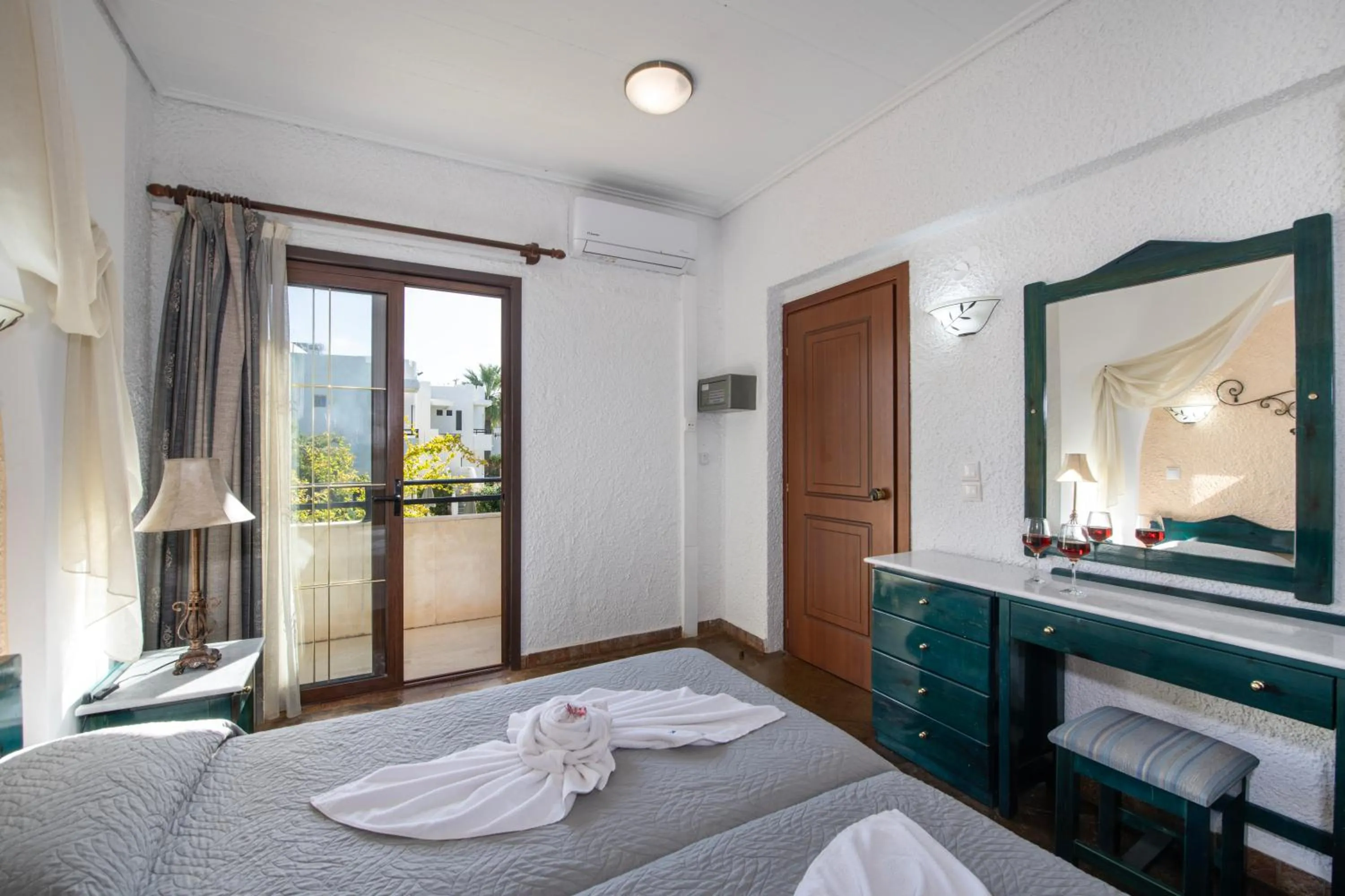 Bed in Castle Suites Hotel