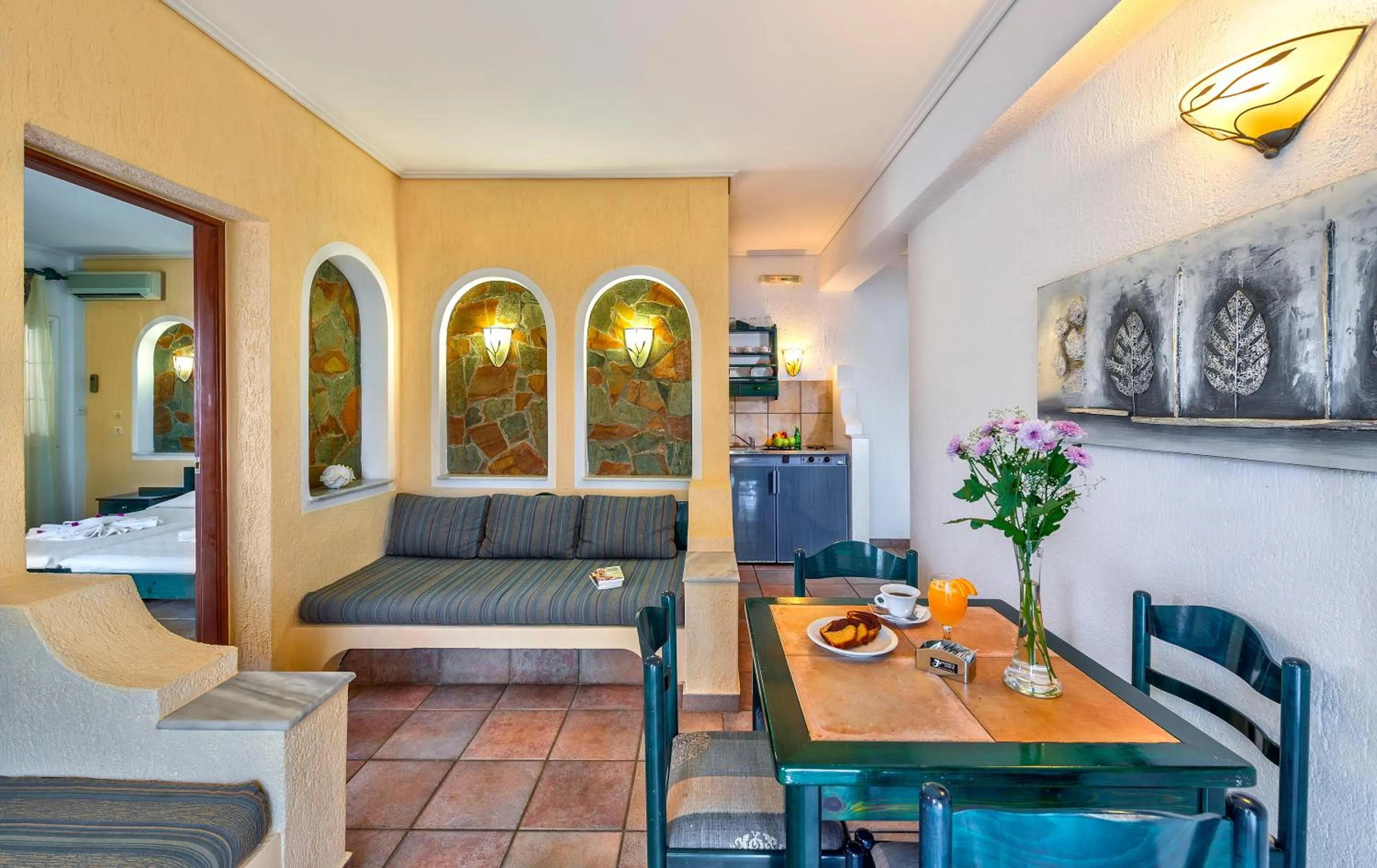 Kitchen or kitchenette in Castle Suites Hotel