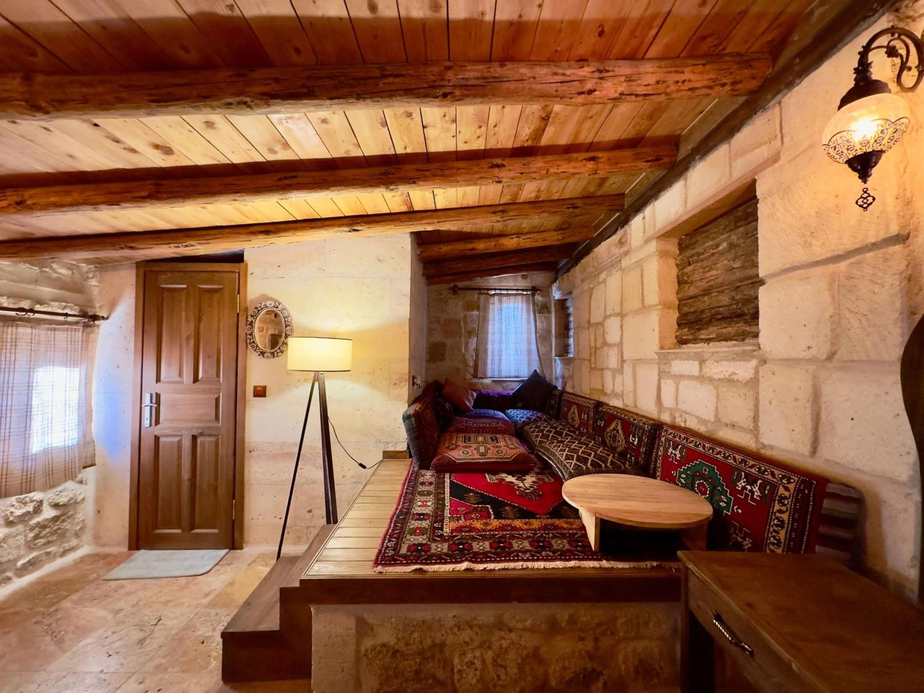 Seating area in Zanta Suite Hotel