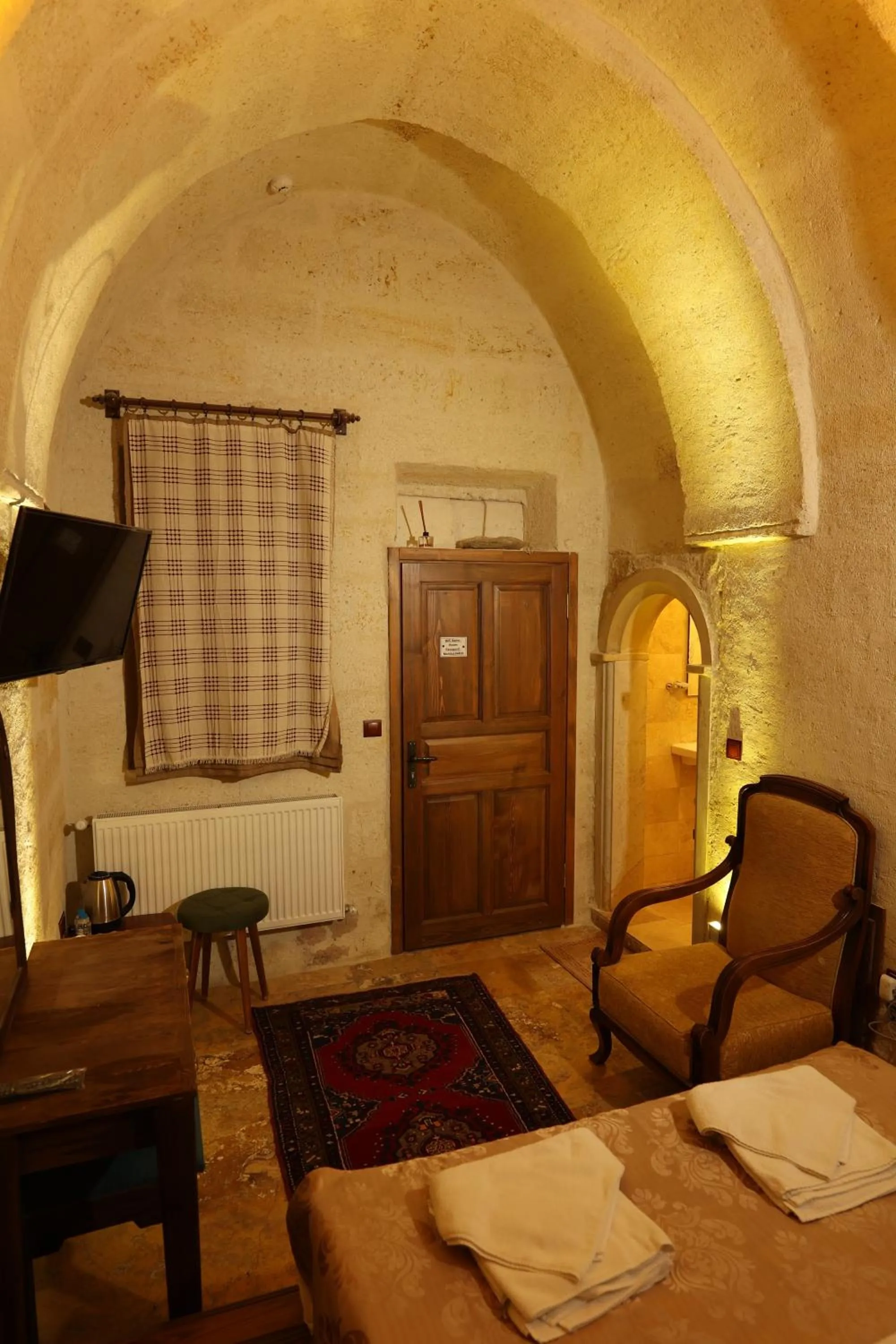 TV and multimedia, Bed in Zanta Suite Hotel