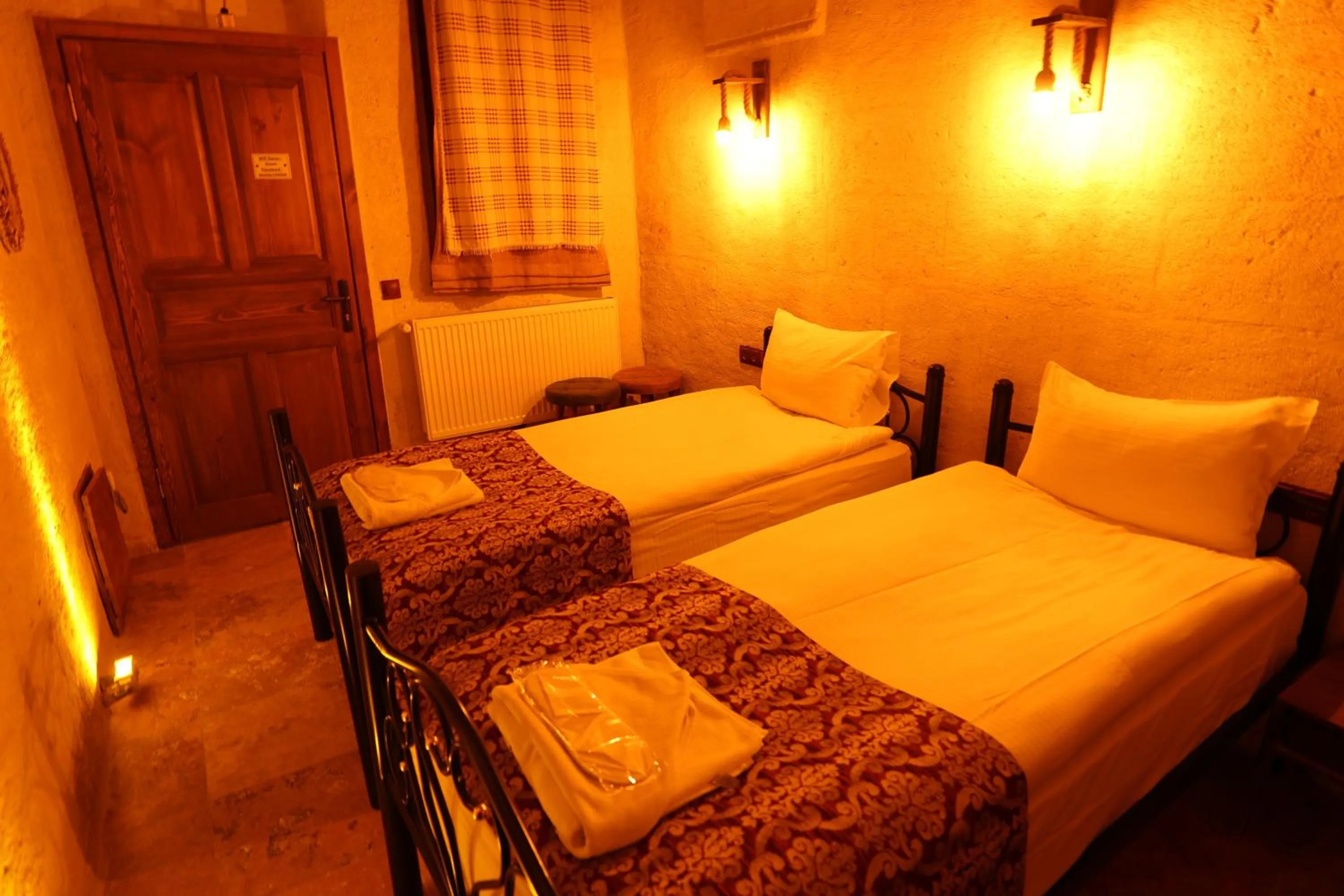 Bedroom, Bed in Zanta Suite Hotel