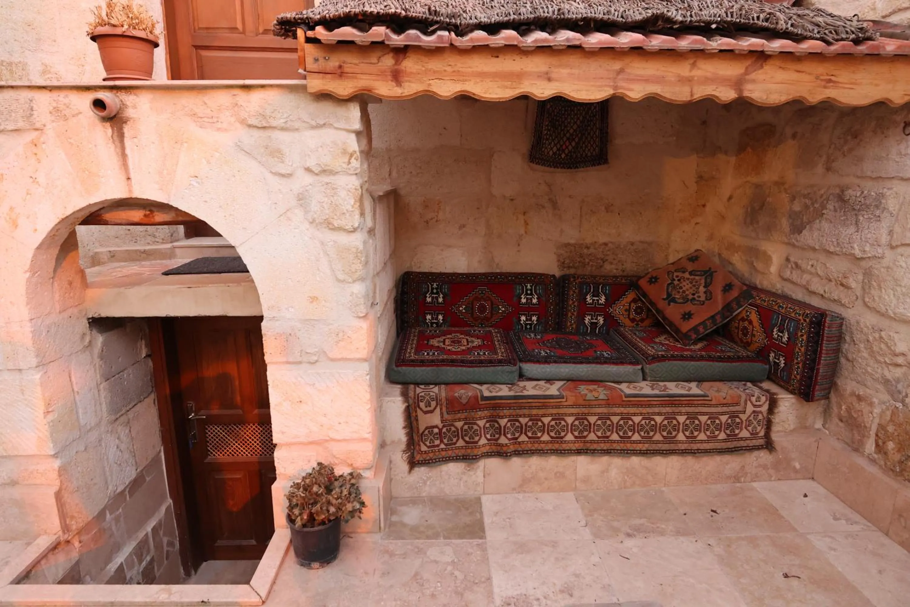 Seating area in Zanta Suite Hotel