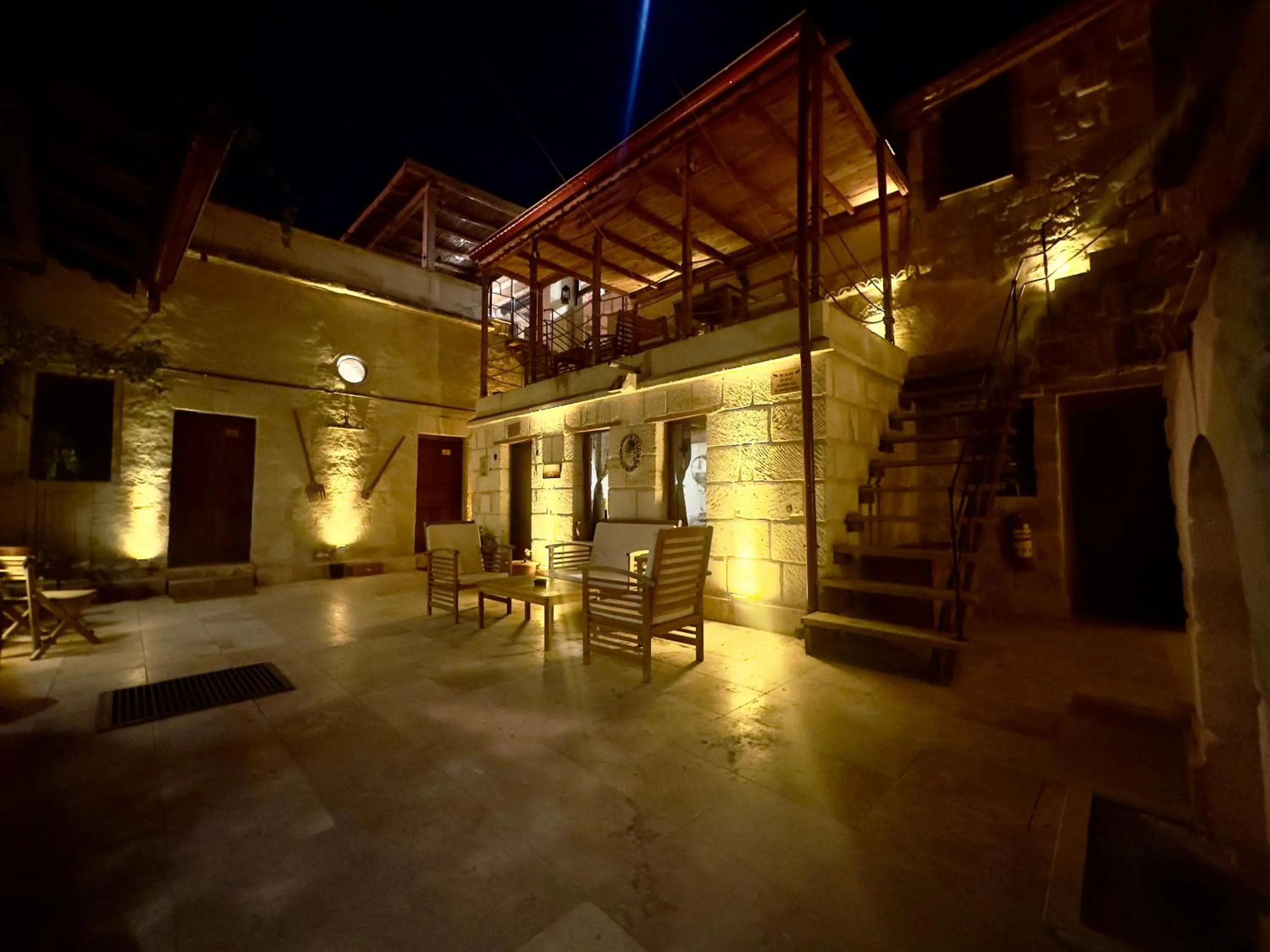 Inner courtyard view in Zanta Suite Hotel