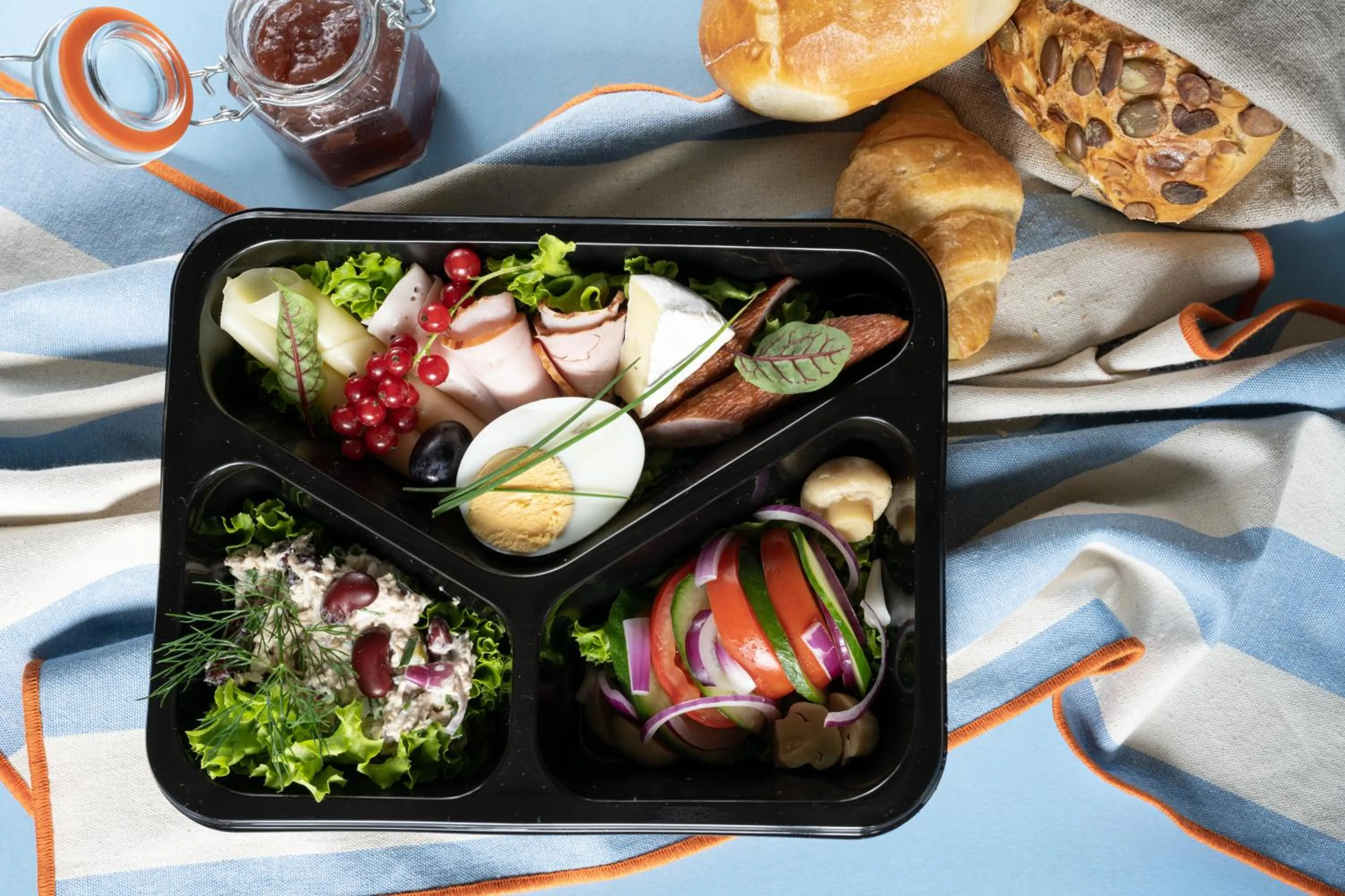 Breakfast in Villa 33