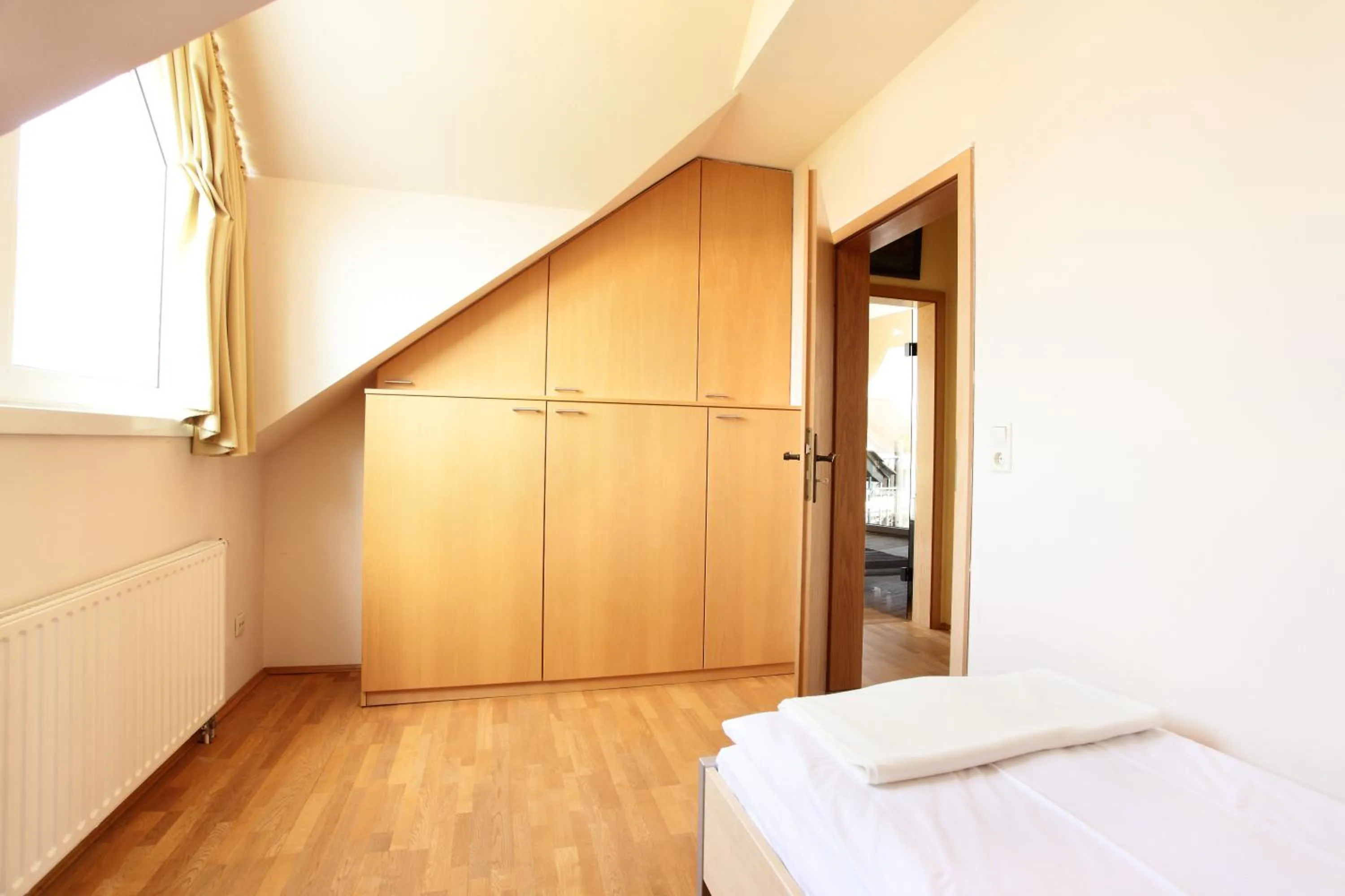 Decorative detail, Bed in Hotel Wulff