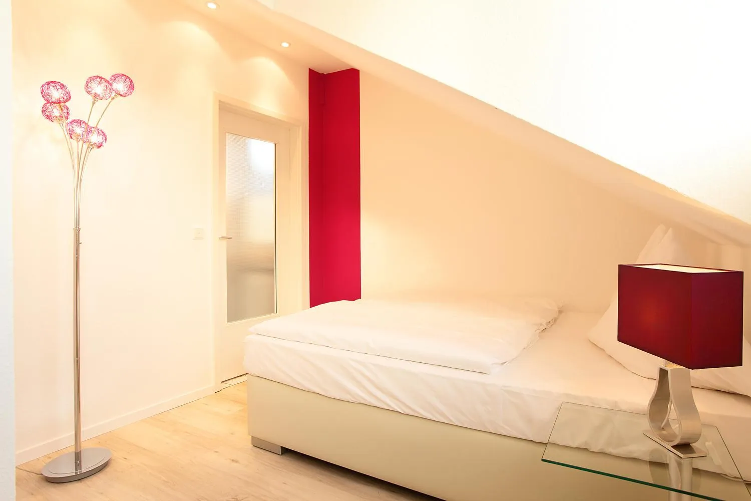 Photo of the whole room, Bed in Hotel Wulff