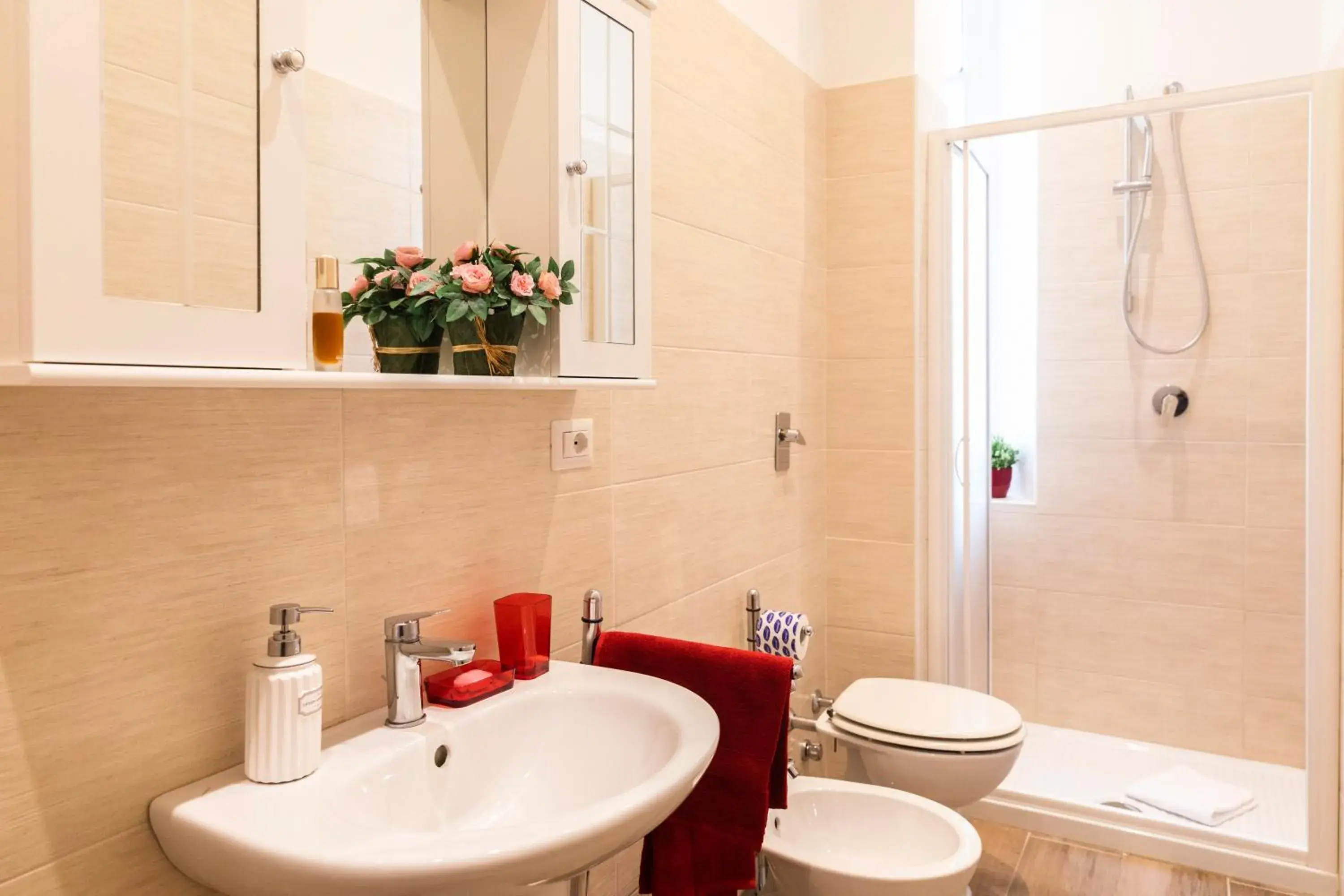 One-Bedroom Apartment in Casa Zara - Metro Lines One-Bedroom Apartment in Casa Zara - Metro Lines