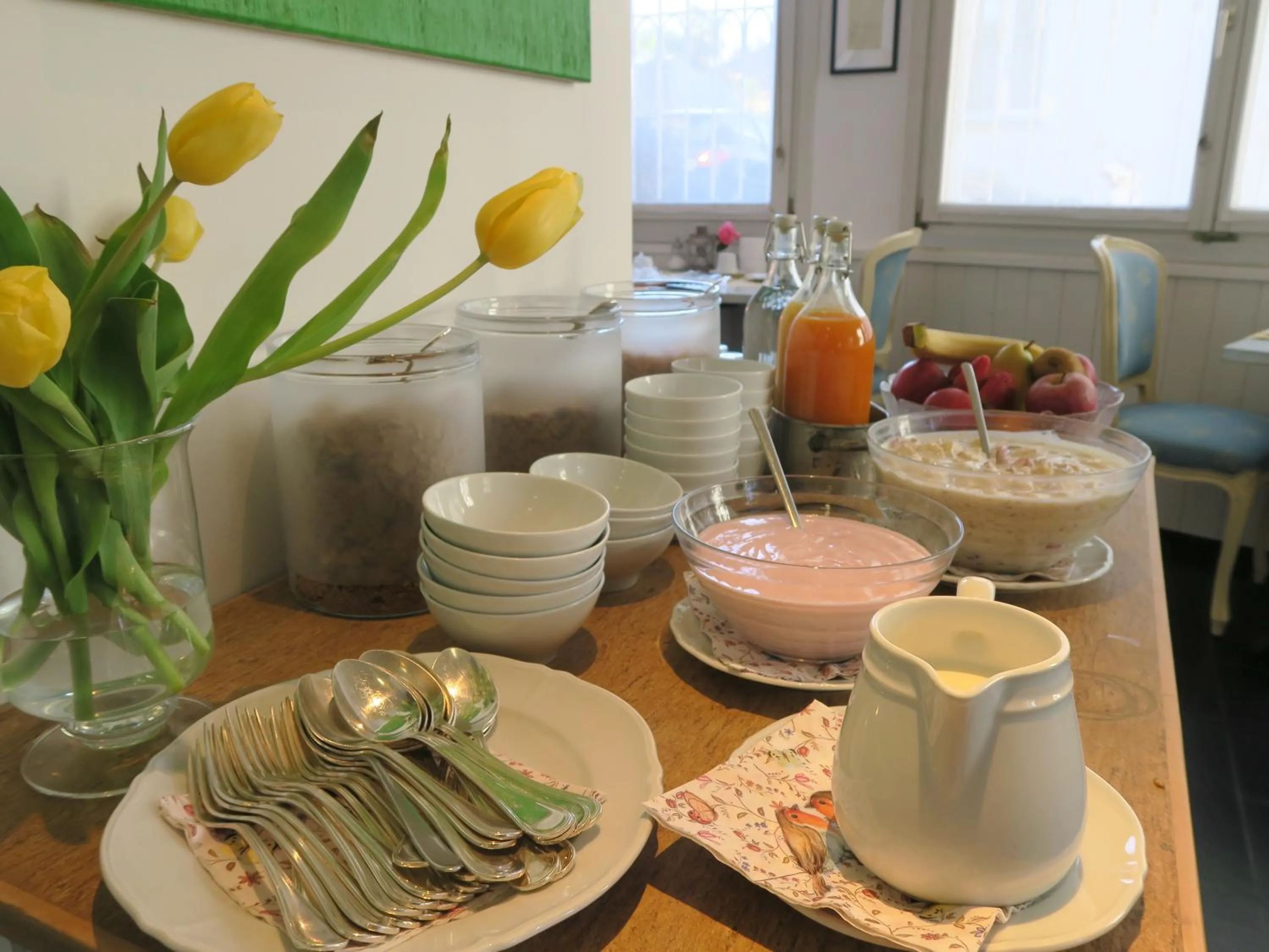 Buffet breakfast in Piccolo Hotel