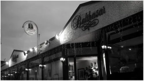Facade/entrance in Balthasar Neumann Speiserei & Gästehaus - Zentrum Brühl -E-Ladestation, nähe Phantasialand