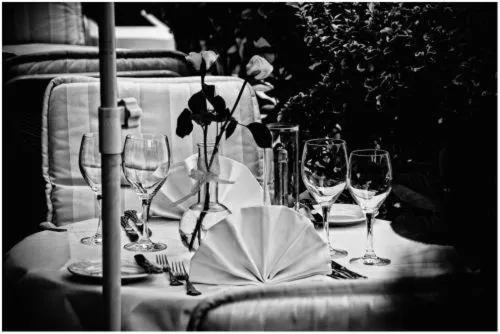 Restaurant/places to eat in Balthasar Neumann Speiserei & Gästehaus - Zentrum Brühl -E-Ladestation, nähe Phantasialand