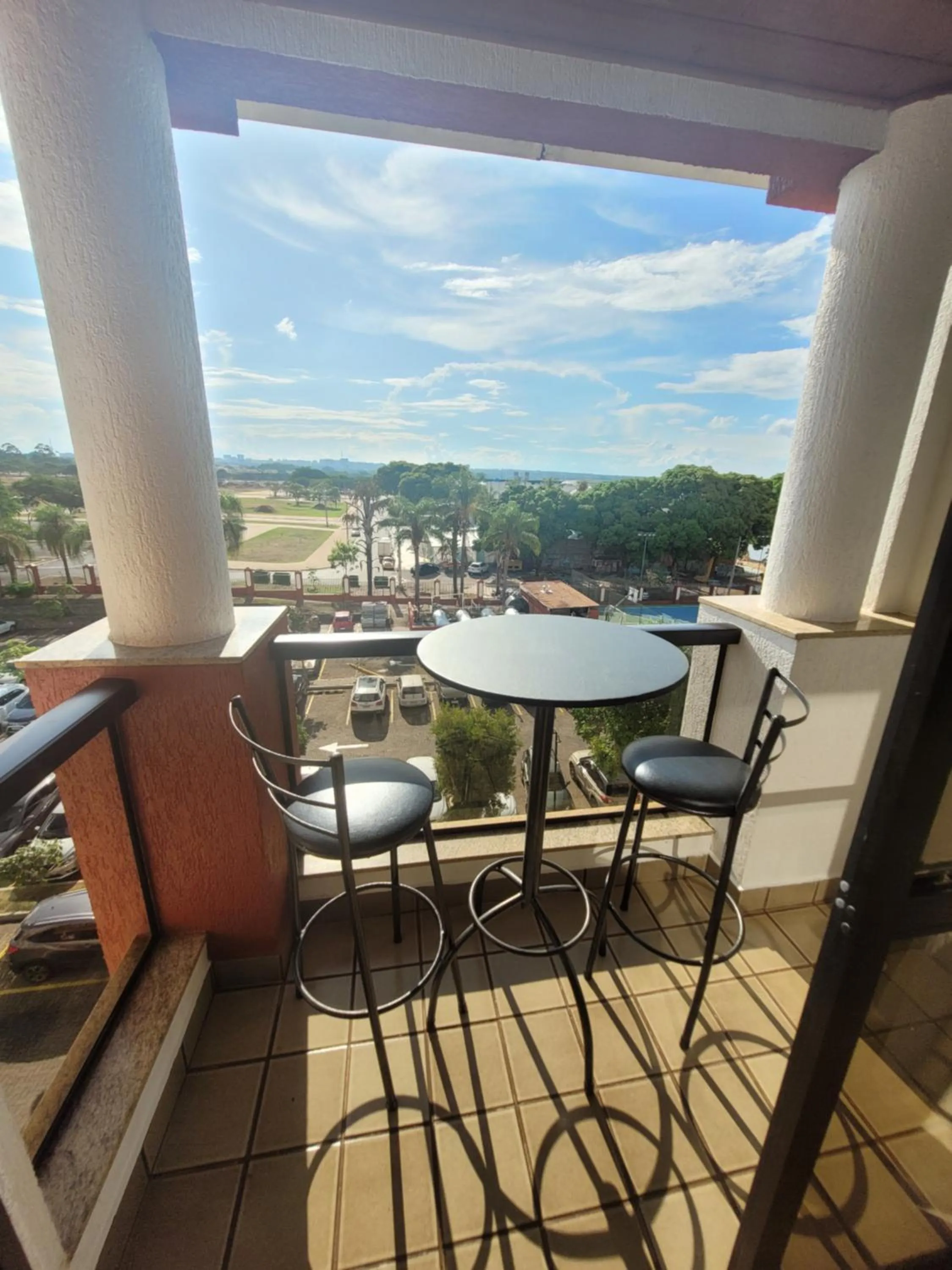 Day in Lake Side Beira do Lago - piscina - academia - sauna- By Rei dos Flats