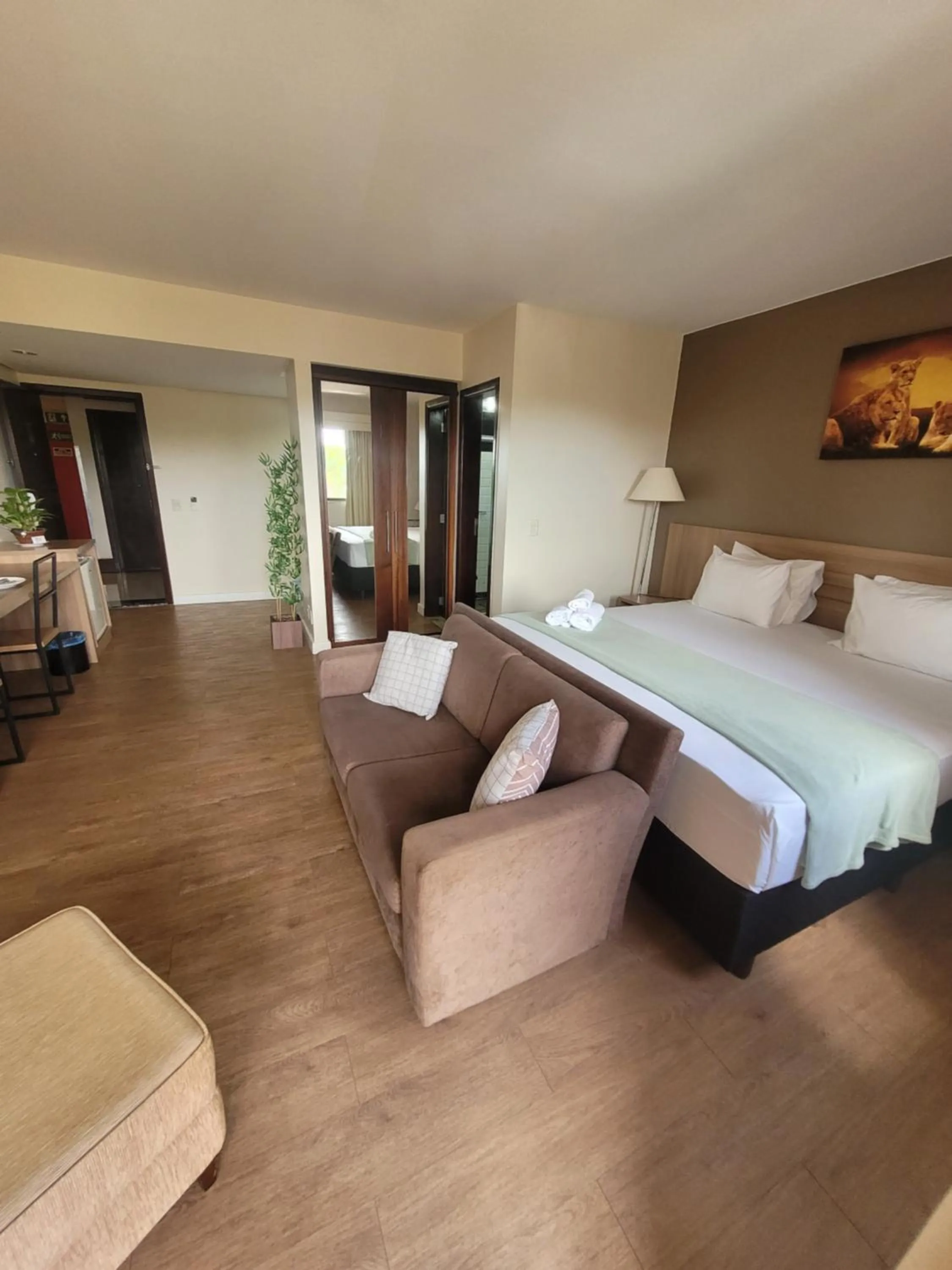 Bed in Lake Side Beira do Lago - piscina - academia - sauna- By Rei dos Flats