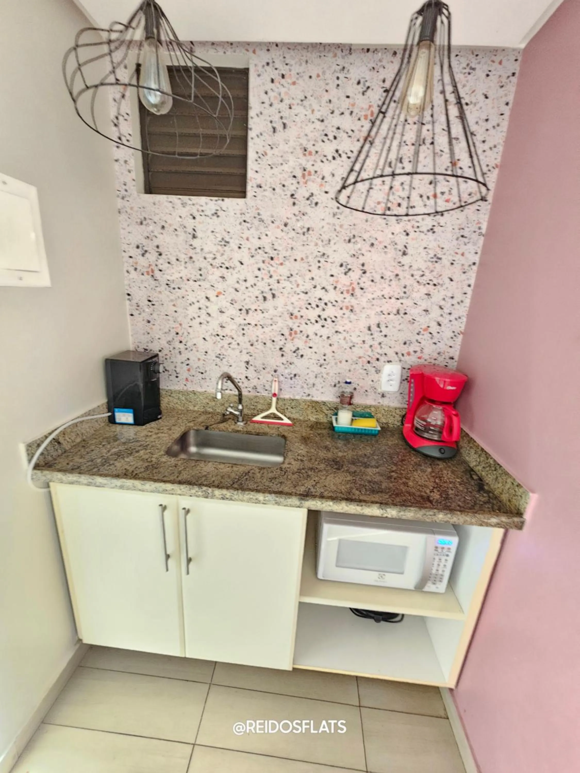 Lake Side Beira do Lago - piscina - academia - sauna- By Rei dos Flats