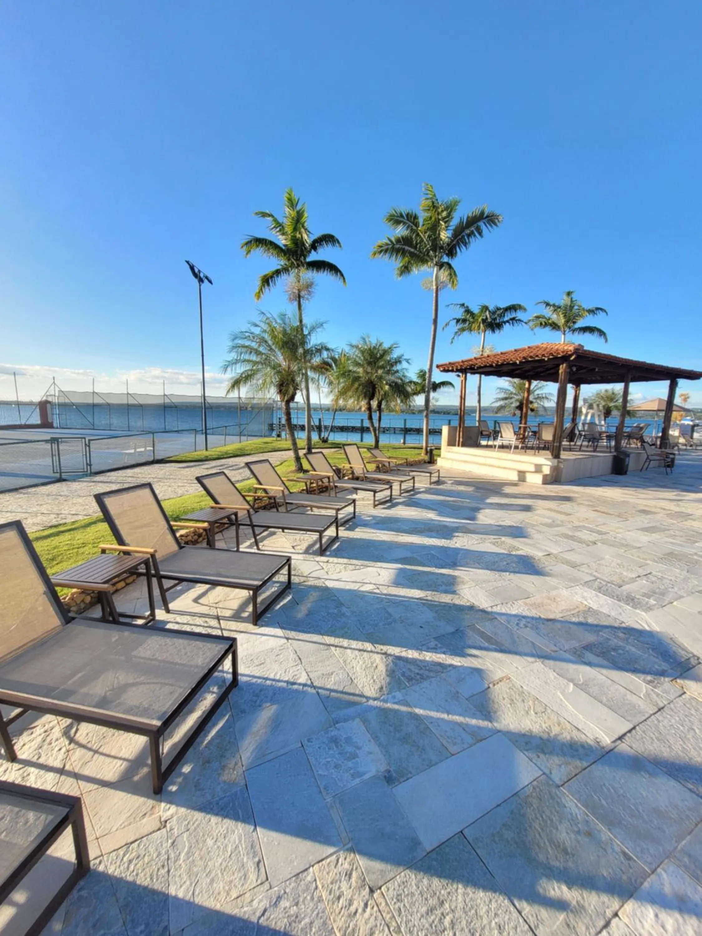 Day in Lake Side Beira do Lago - piscina - academia - sauna- By Rei dos Flats