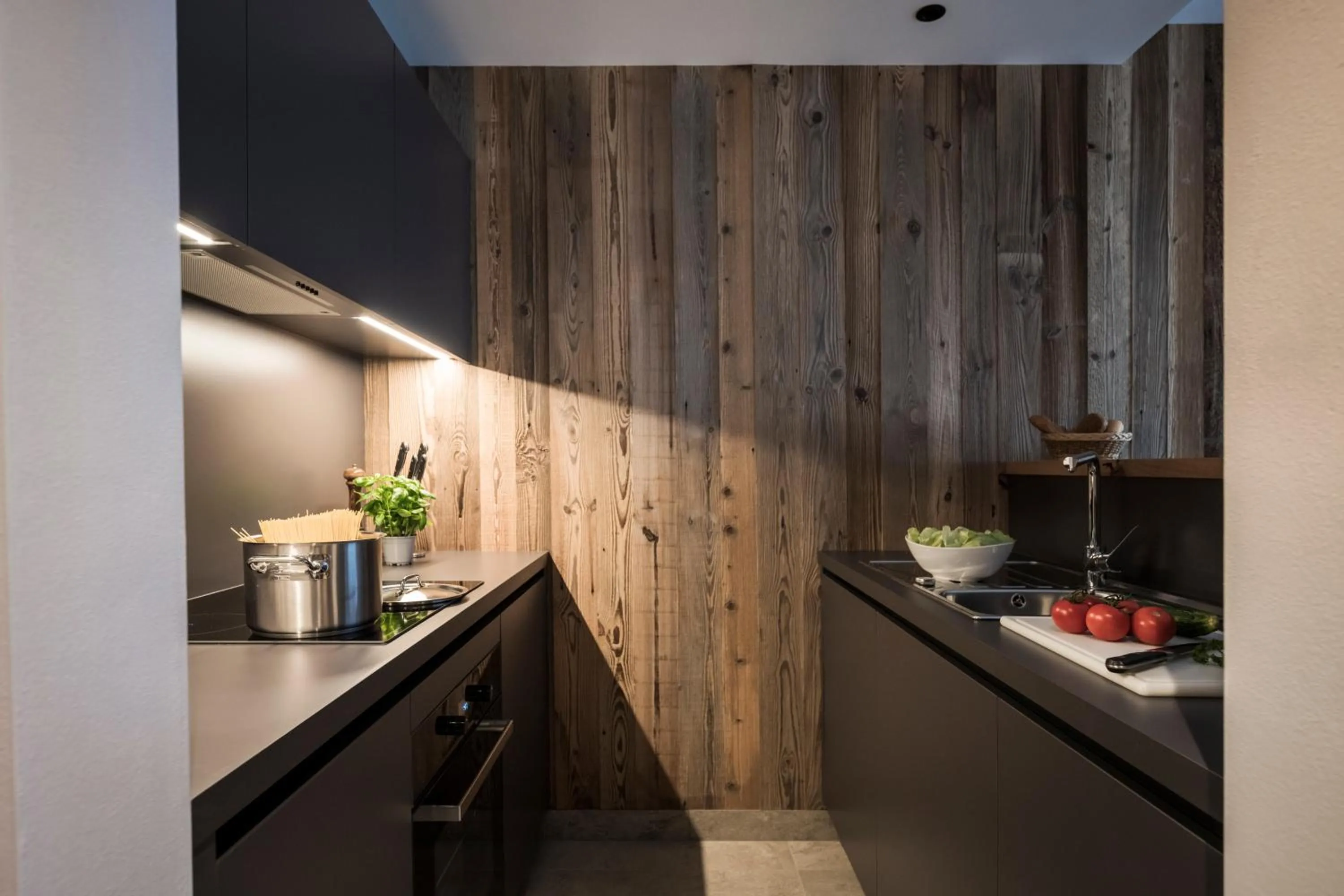 Kitchen or kitchenette in Aparthotel Gamz