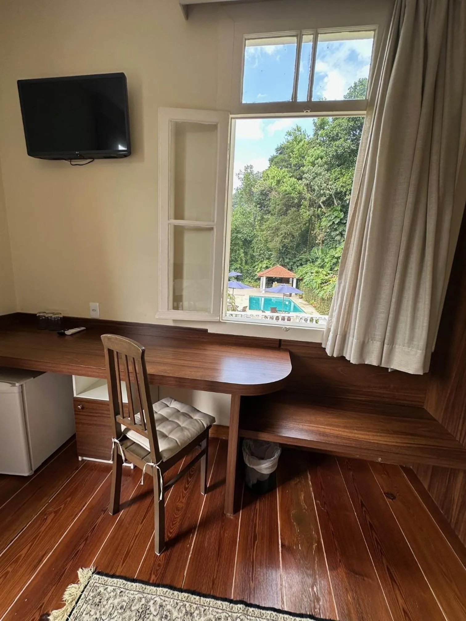 Pool view in Pousada Princesa Isabel - Visconde