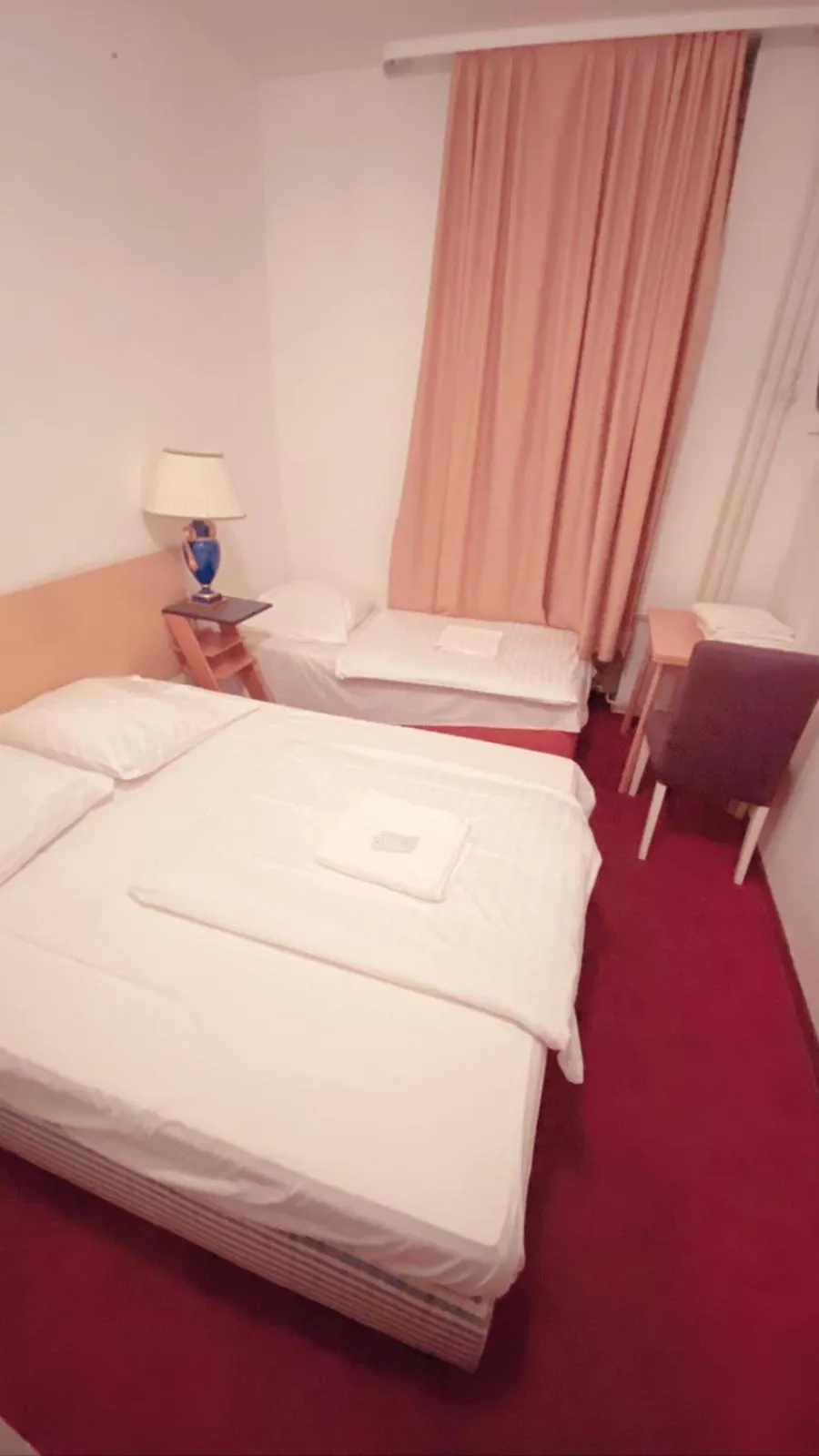 Bed in Märkischer Hof Hotel