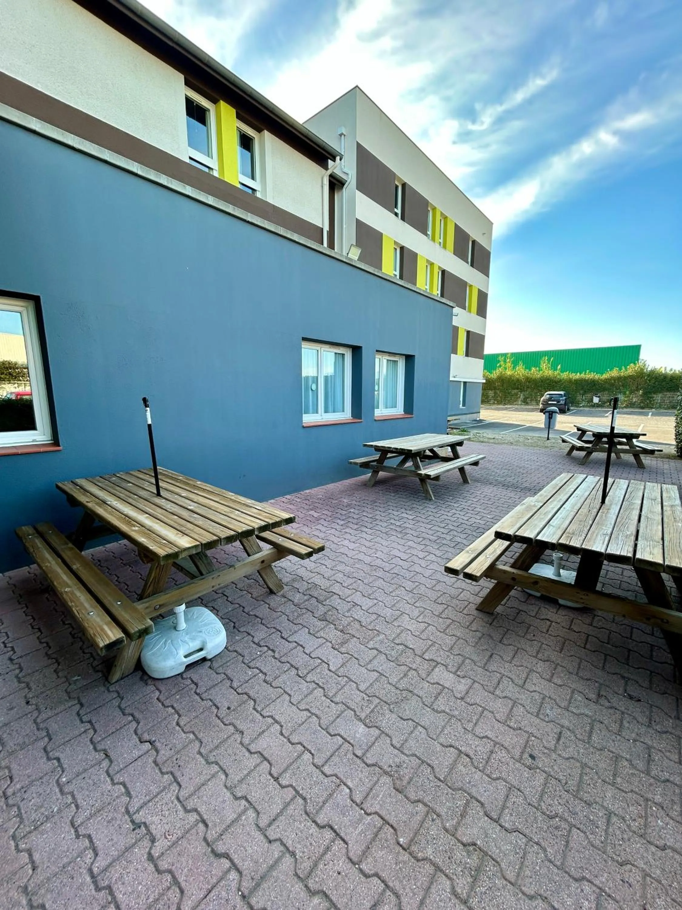 Patio in B&B HOTEL PERPIGNAN Nord Aéroport