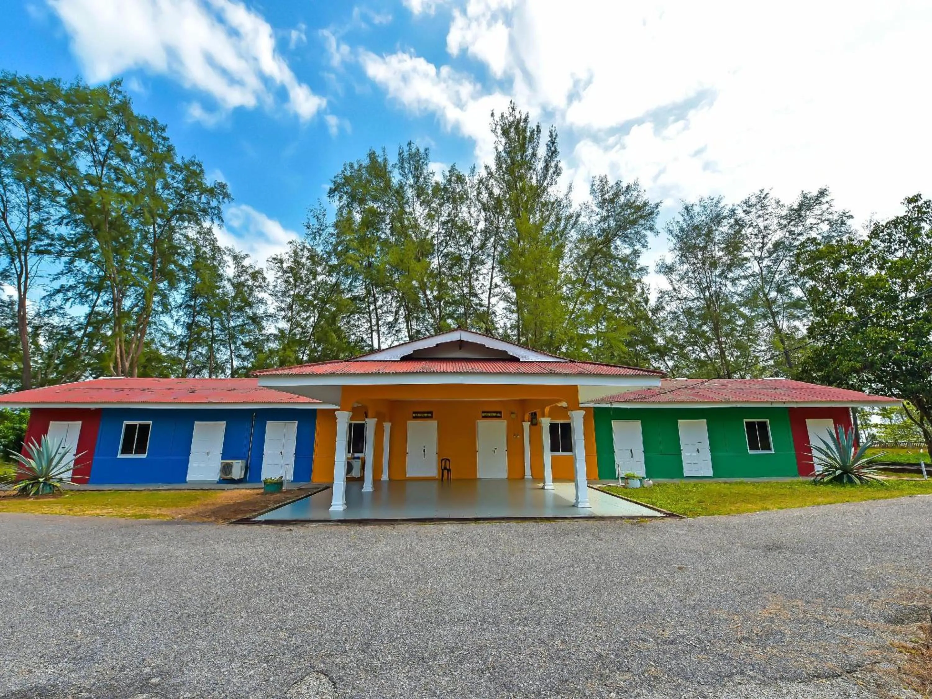 Neighbourhood in Hotel O Bari Indah Beach Resort