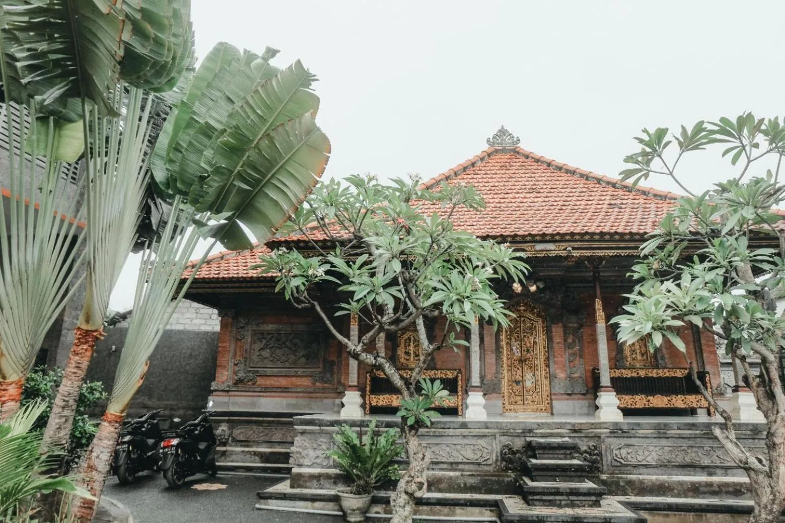 Property building in Hotel Diana 2