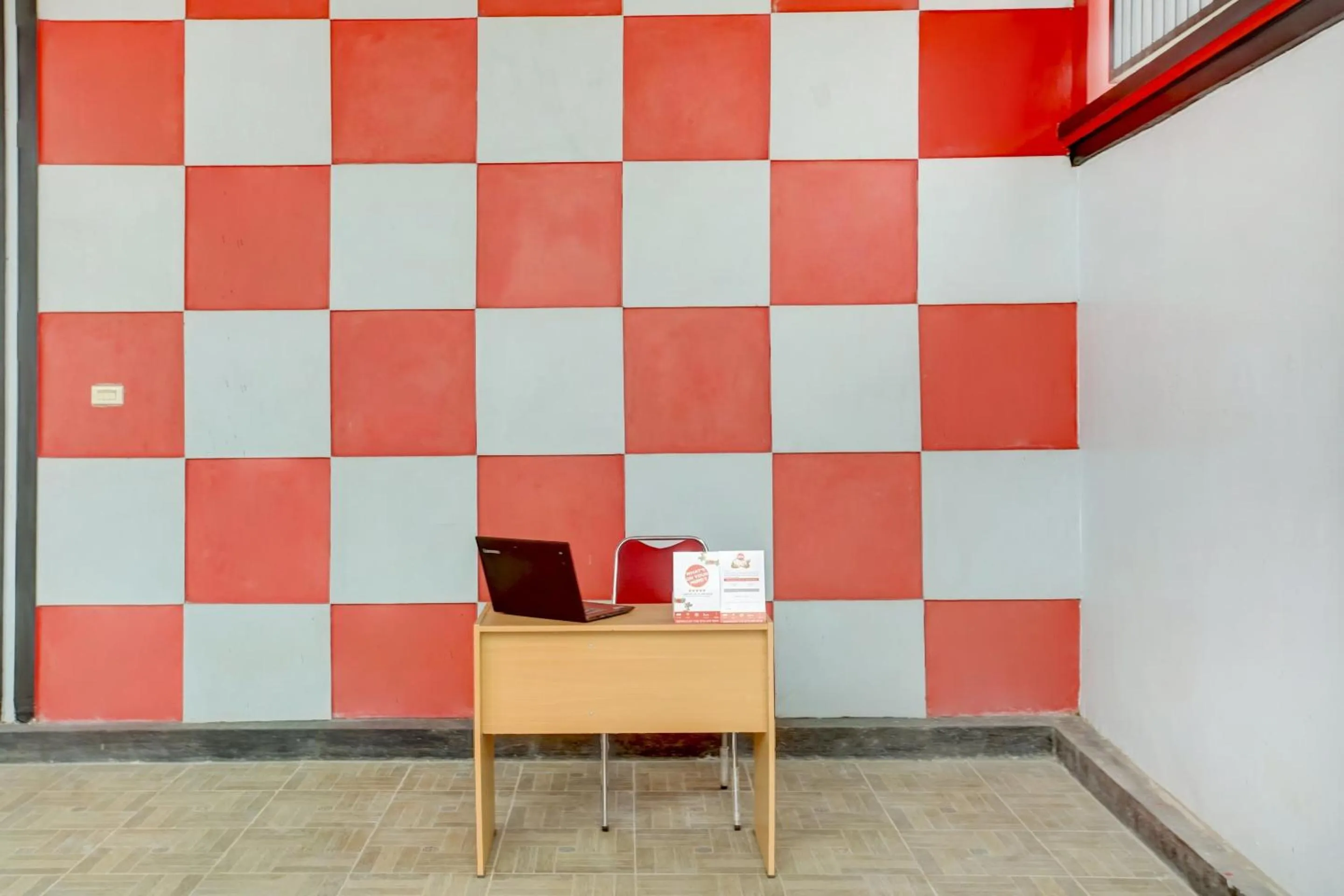 Lobby or reception in OYO Life 3982 Azka Homestay Syariah